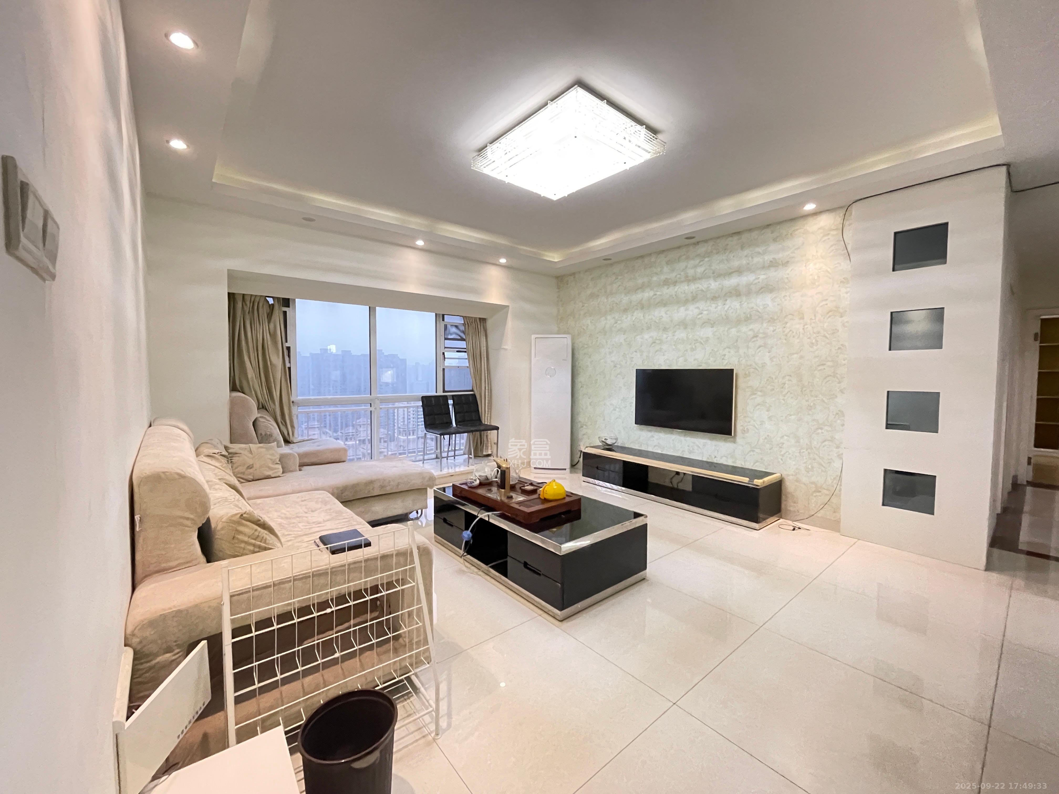 西点公园里 3室2厅2卫 3200.0元/月 西点公园里 3室2厅2卫 3200.0元/月室内图