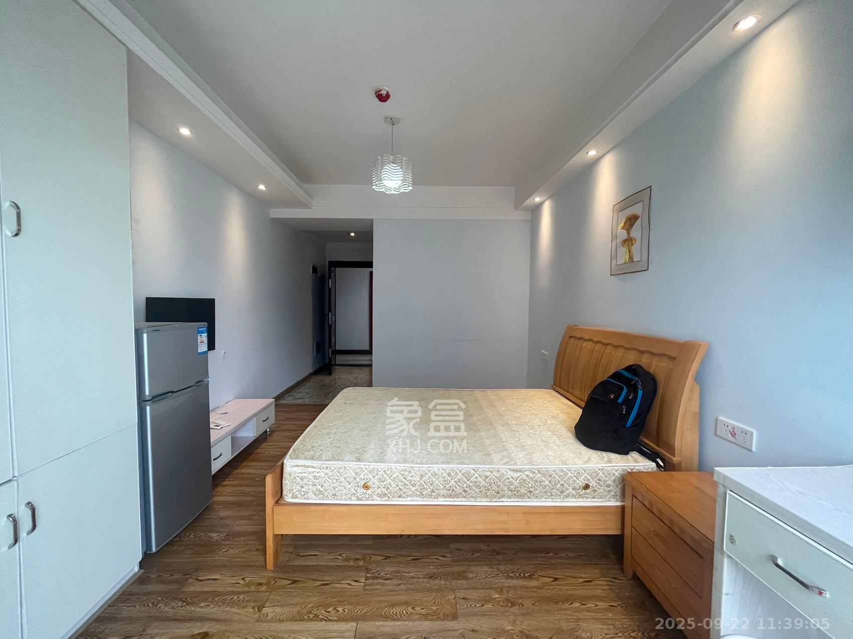 佳兴国际汇 1室0厅1卫 1350.0元/月 佳兴国际汇 1室0厅1卫 1350.0元/月室内图