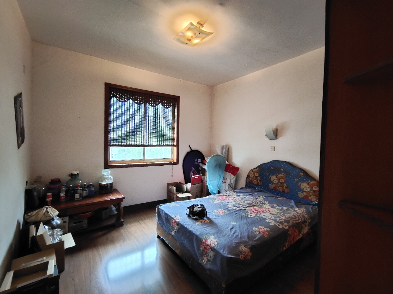 康华小区  3室2厅2卫    39.8万室内图