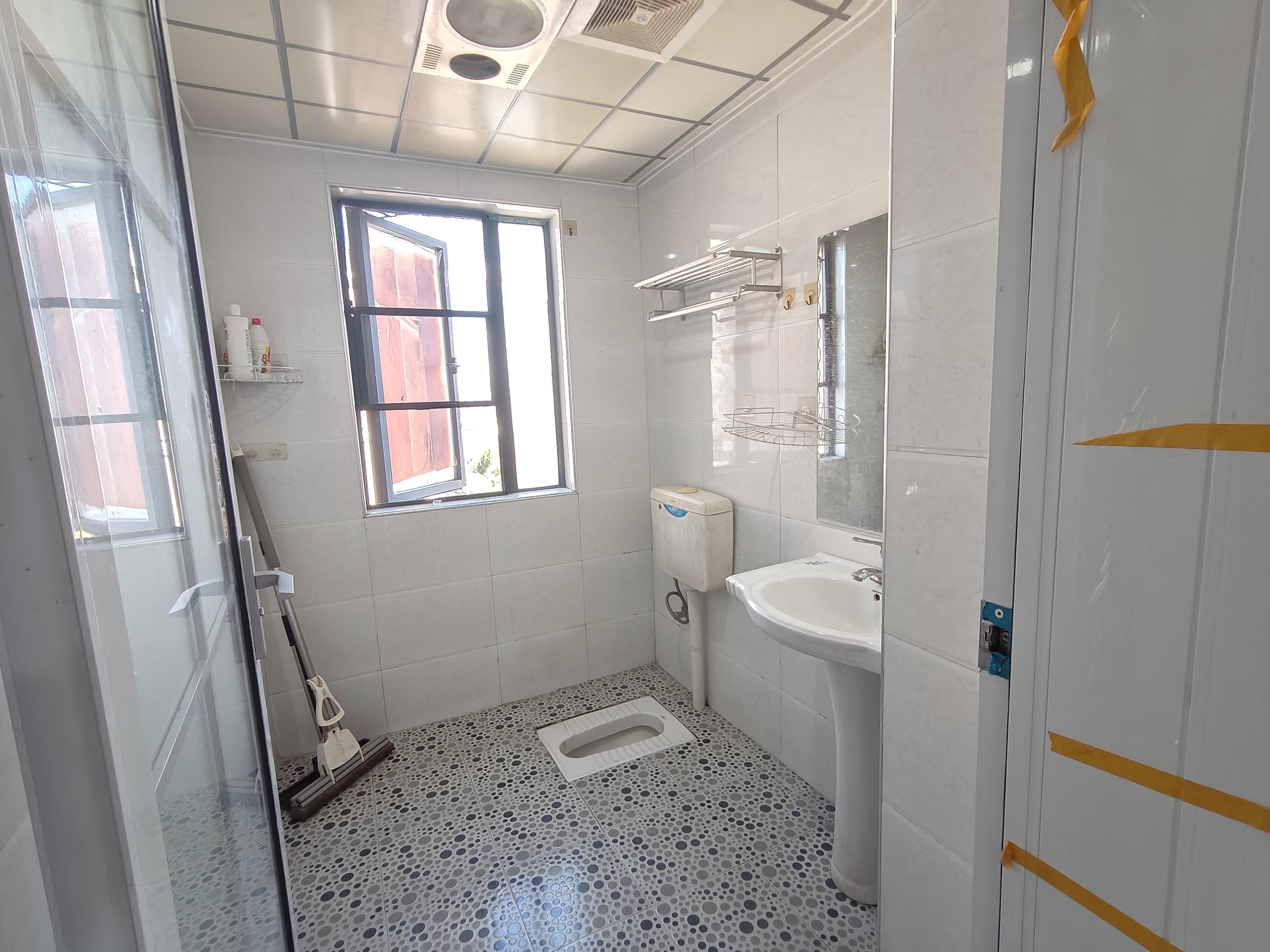 华晨御园 2室2厅1卫 48.0万 华晨御园 2室2厅1卫 48.0万室内图