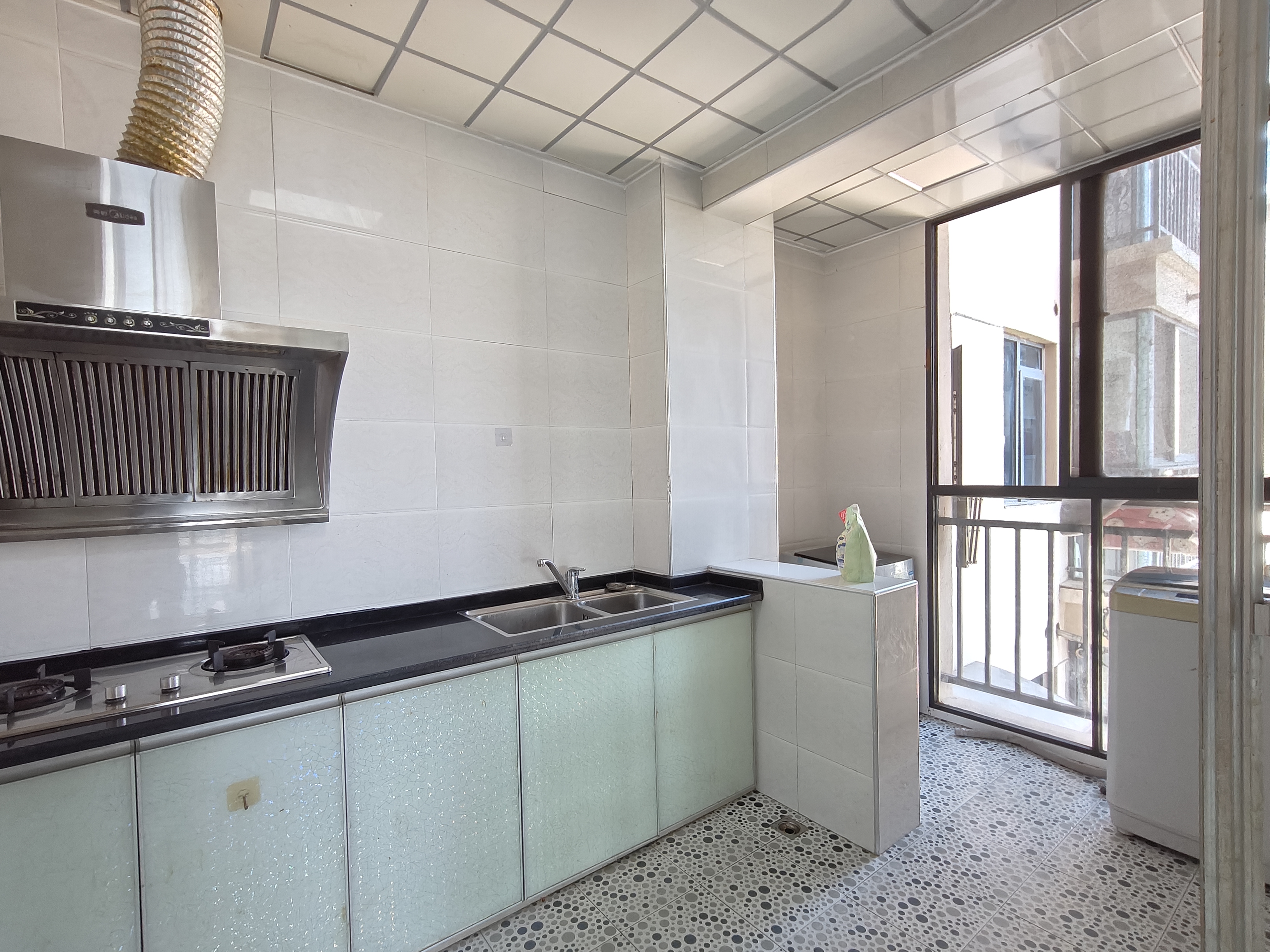 华晨御园 2室2厅1卫 48.0万 华晨御园 2室2厅1卫 48.0万室内图