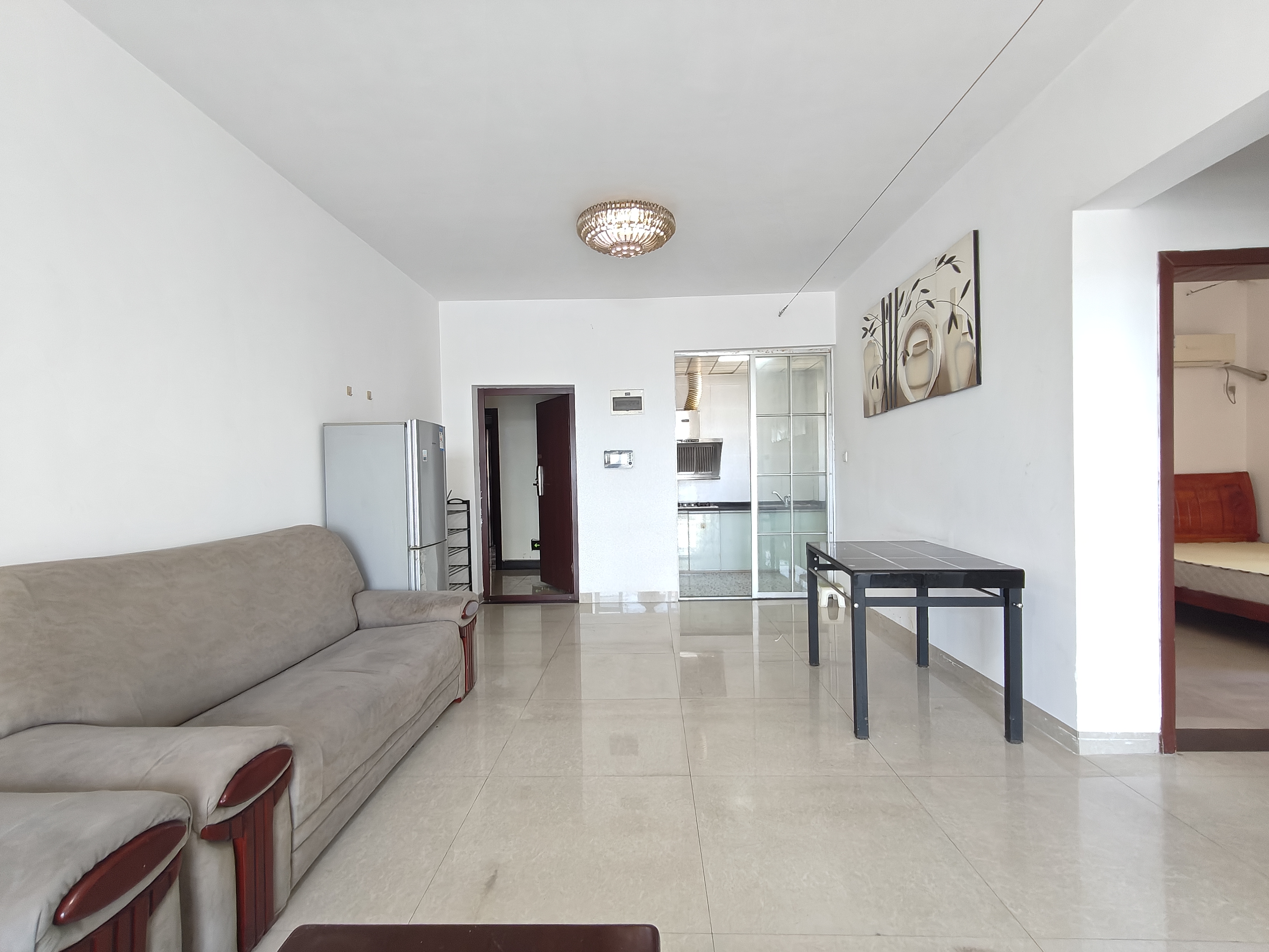 华晨御园 2室2厅1卫 48.0万 华晨御园 2室2厅1卫 48.0万室内图