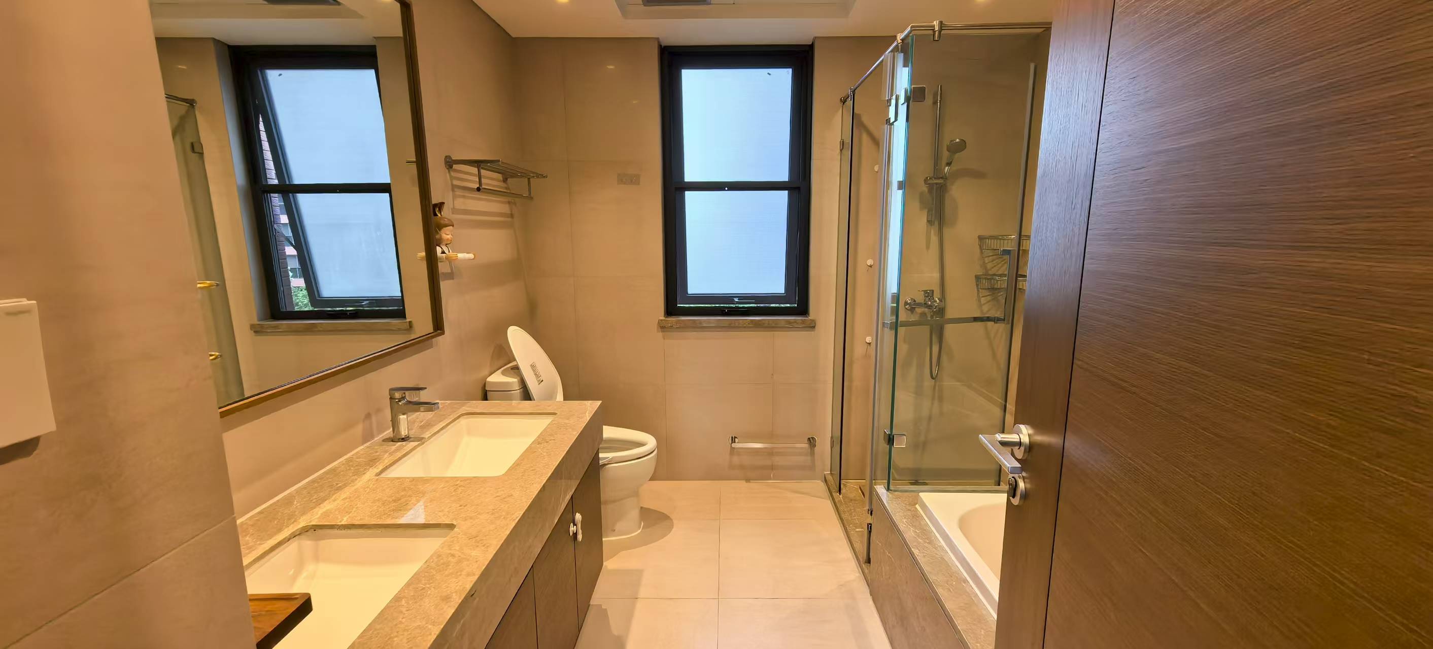 晋合湘水湾六期 4室2厅2卫 165.0万 晋合湘水湾六期 4室2厅2卫 165.0万室内图