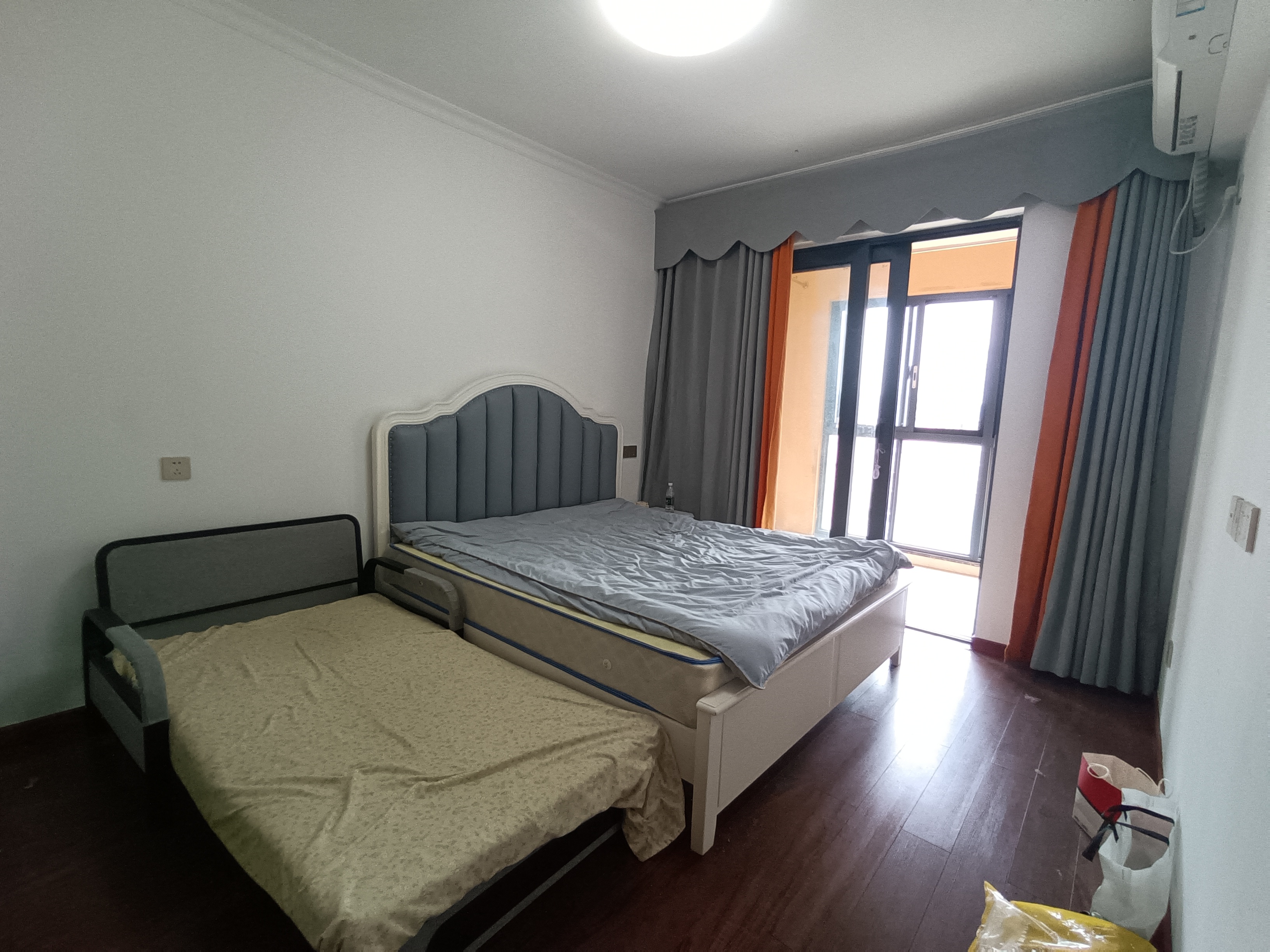 壹品熙园  4室2厅1卫    118.0万 壹品熙园  4室2厅1卫    118.0万室内图