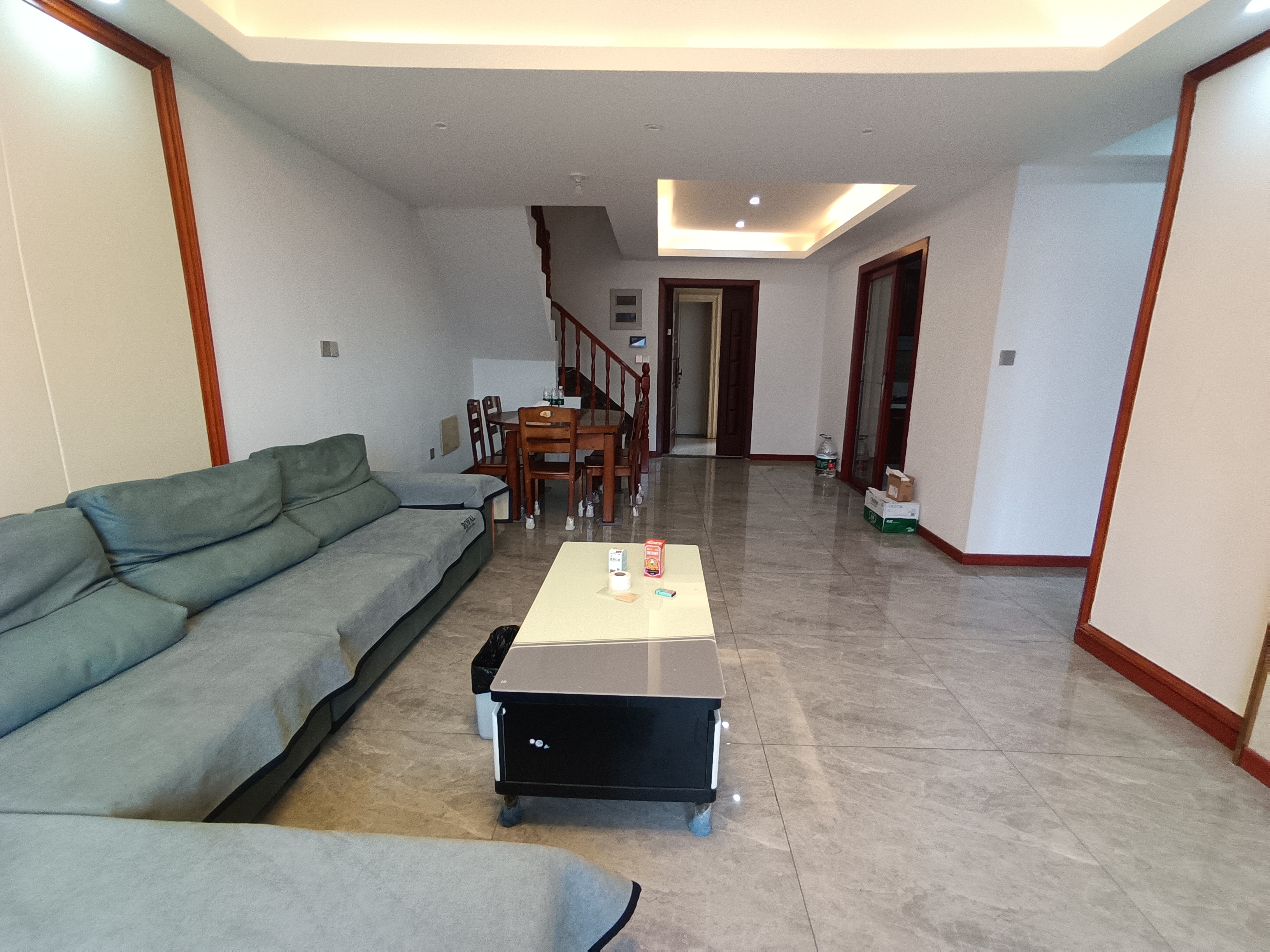 壹品熙园  4室2厅1卫    118.0万 壹品熙园  4室2厅1卫    118.0万室内图