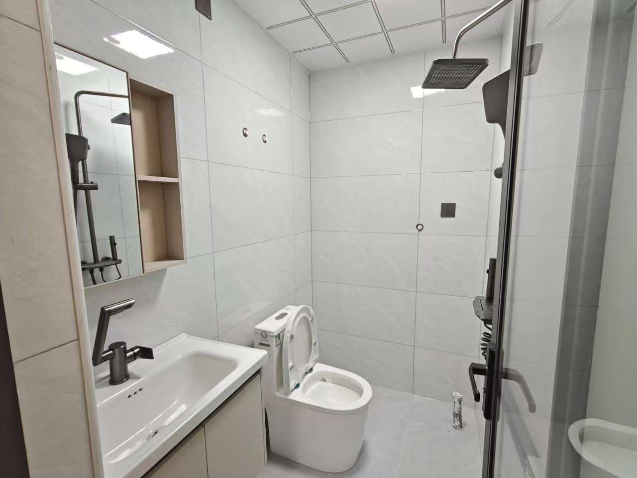 创业新村 2室1厅1卫 51.0万 创业新村 2室1厅1卫 51.0万室内图