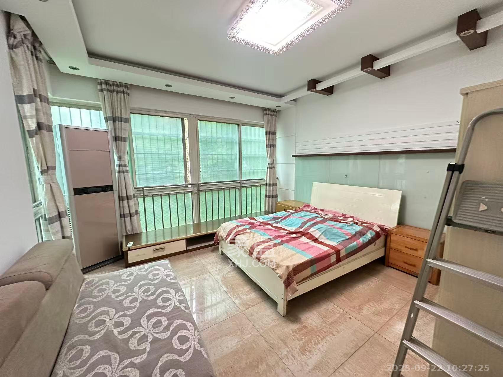 咸嘉新村嘉旺苑 3室2厅2卫 2000.0元/月 咸嘉新村嘉旺苑 3室2厅2卫 2000.0元/月室内图