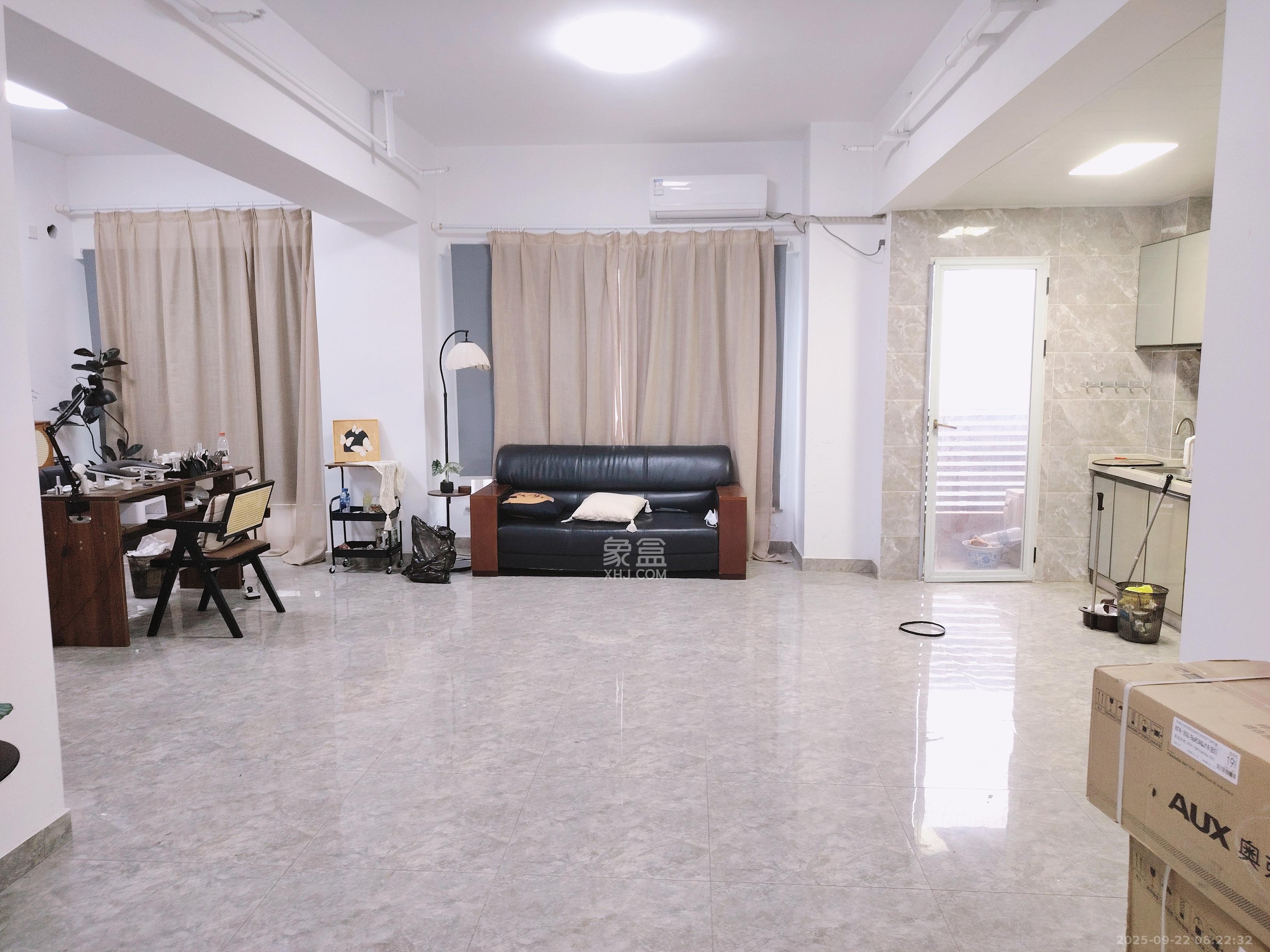 北辰三角洲B1E1区  1室1厅1卫    2900.0元/月室内图