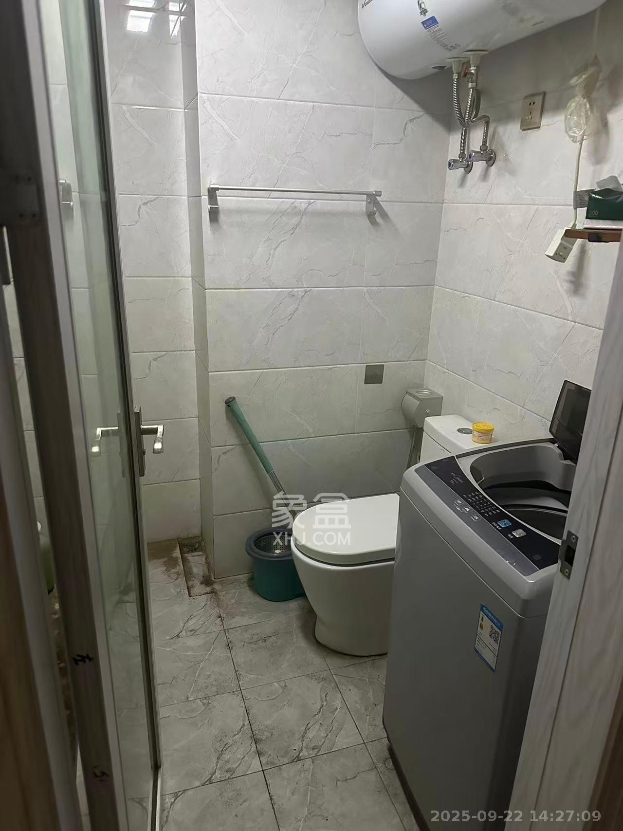 上林紫郡(锦顺和园) 1室1厅1卫 1700.0元/月 上林紫郡(锦顺和园) 1室1厅1卫 1700.0元/月室内图