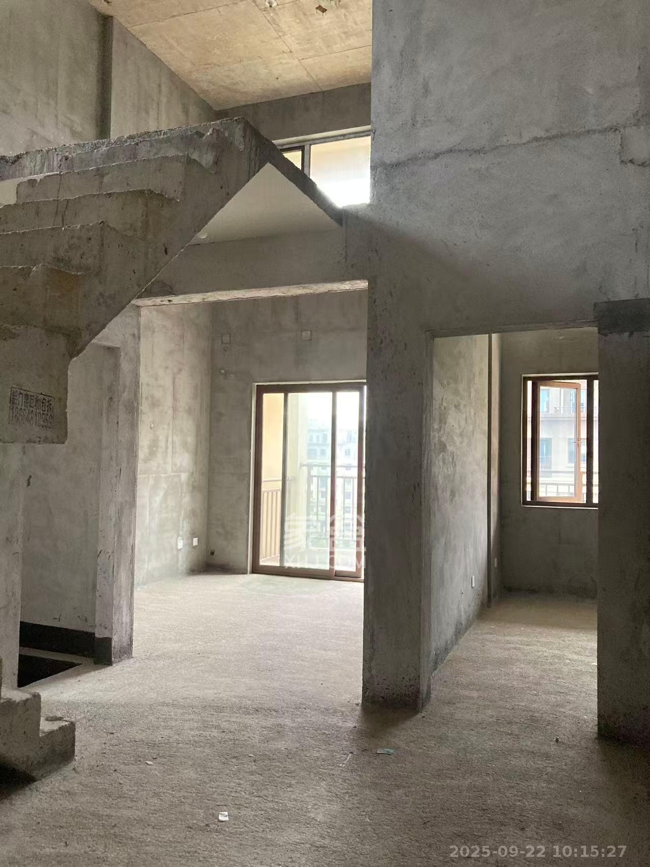 大唐印象三期御玺 3室1厅2卫 1400.0元/月 大唐印象三期御玺 3室1厅2卫 1400.0元/月室内图