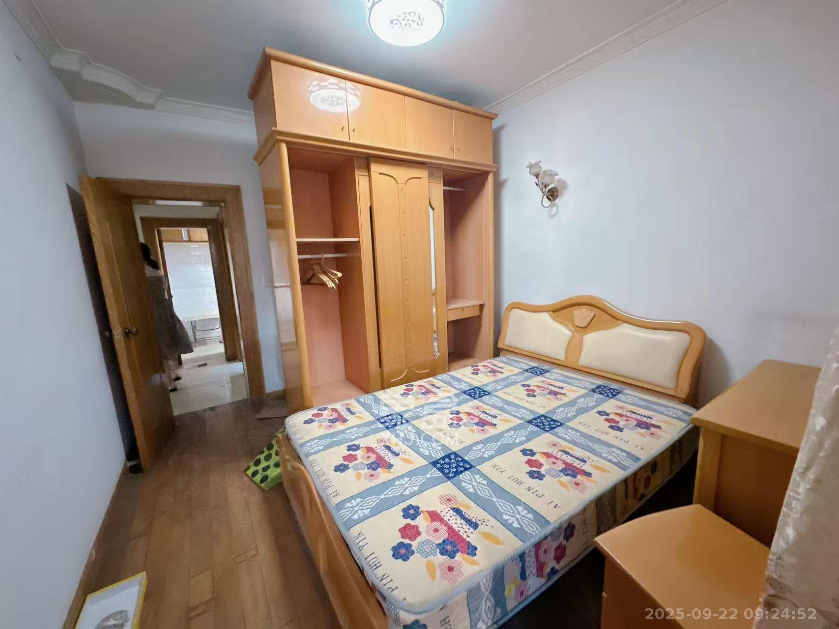 吉景小区 3室1厅1卫 2000.0元/月 吉景小区 3室1厅1卫 2000.0元/月室内图