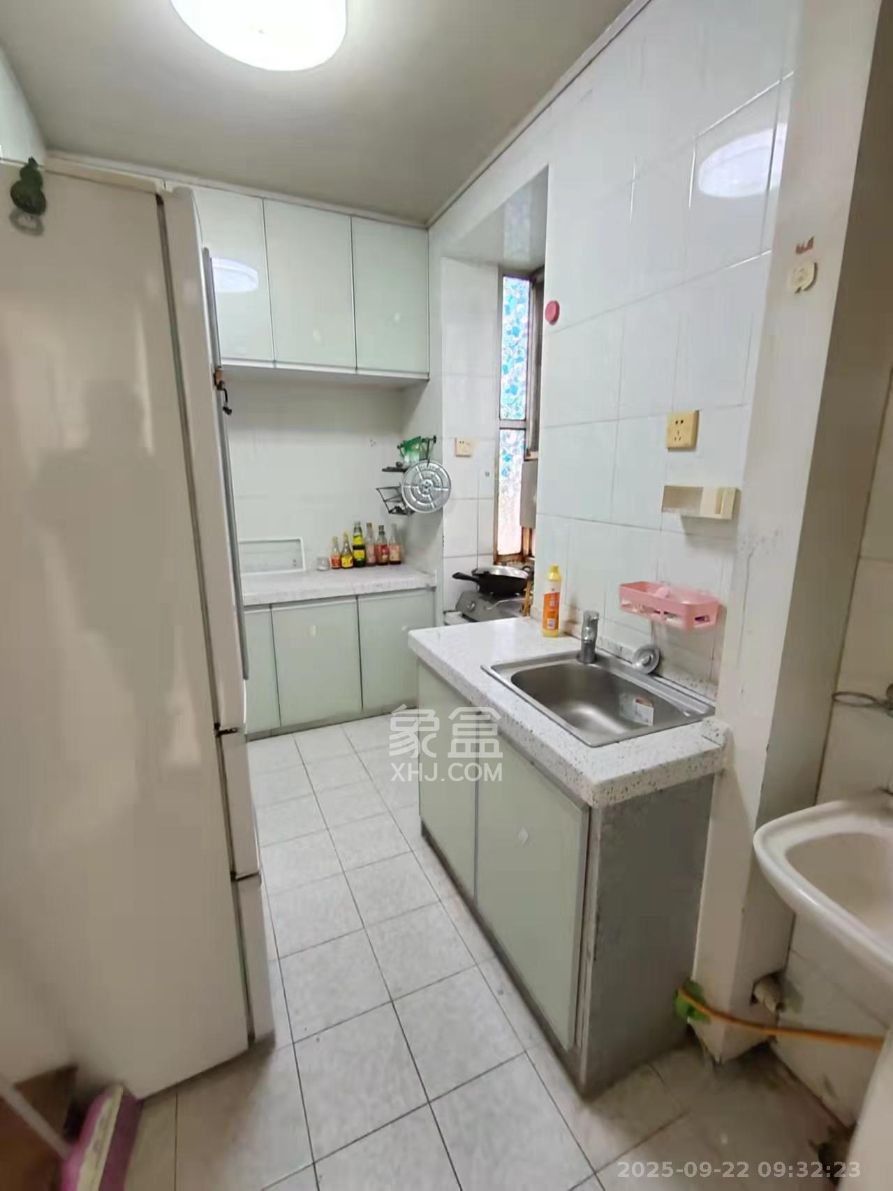 袁家岭省煤炭厅宿舍(芙蓉区省煤炭局小区) 1室0厅0卫 1600.0元/月 袁家岭省煤炭厅宿舍(芙蓉区省煤炭局小区) 1室0厅0卫 1600.0元/月室内图