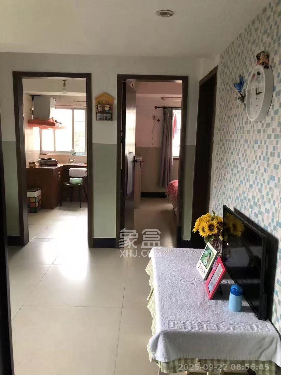 宏景名厦  1室1厅1卫    1600.0元/月室内图