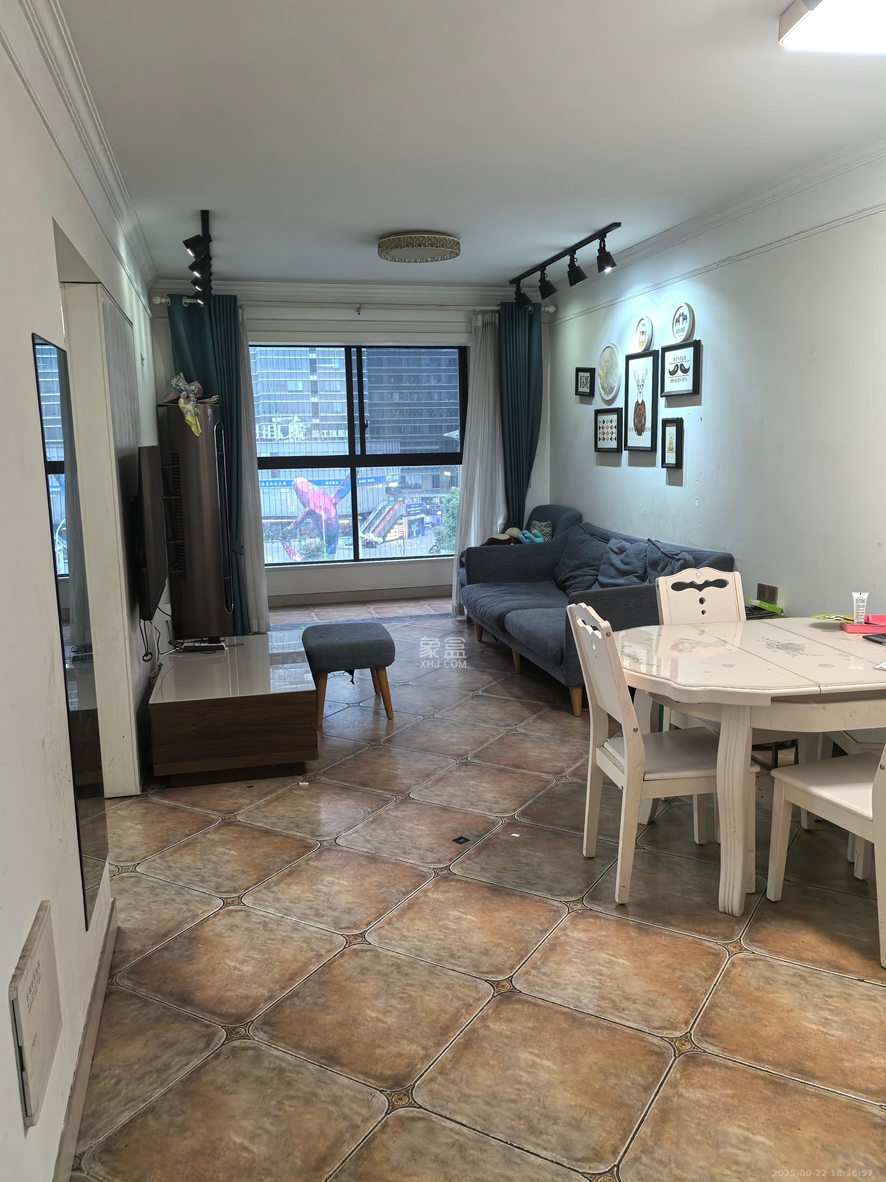 协信星澜汇 1室2厅3卫 3000.0元/月 协信星澜汇 1室2厅3卫 3000.0元/月室内图