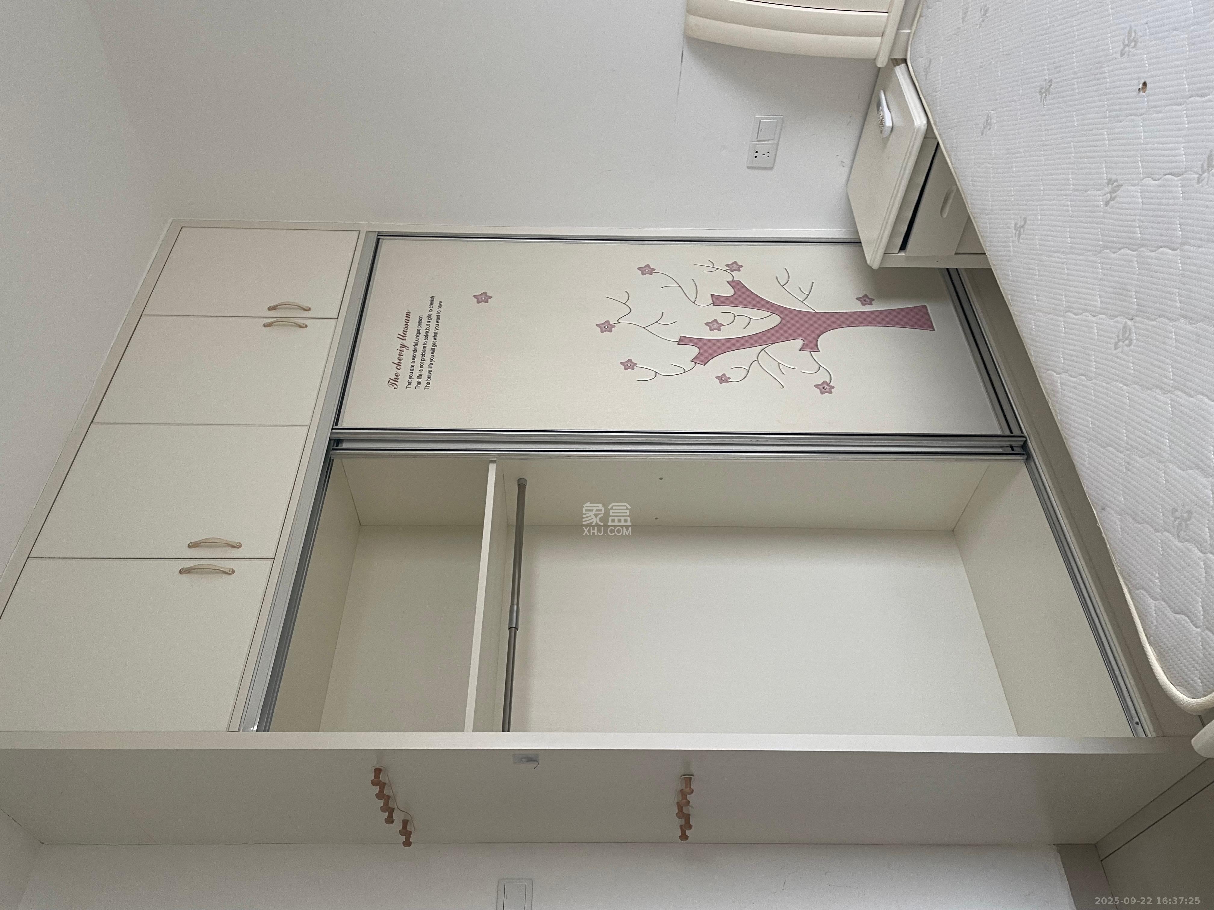 鑫远御文台一期  2室1厅1卫    2000.0元/月 鑫远御文台一期  2室1厅1卫    2000.0元/月室内图