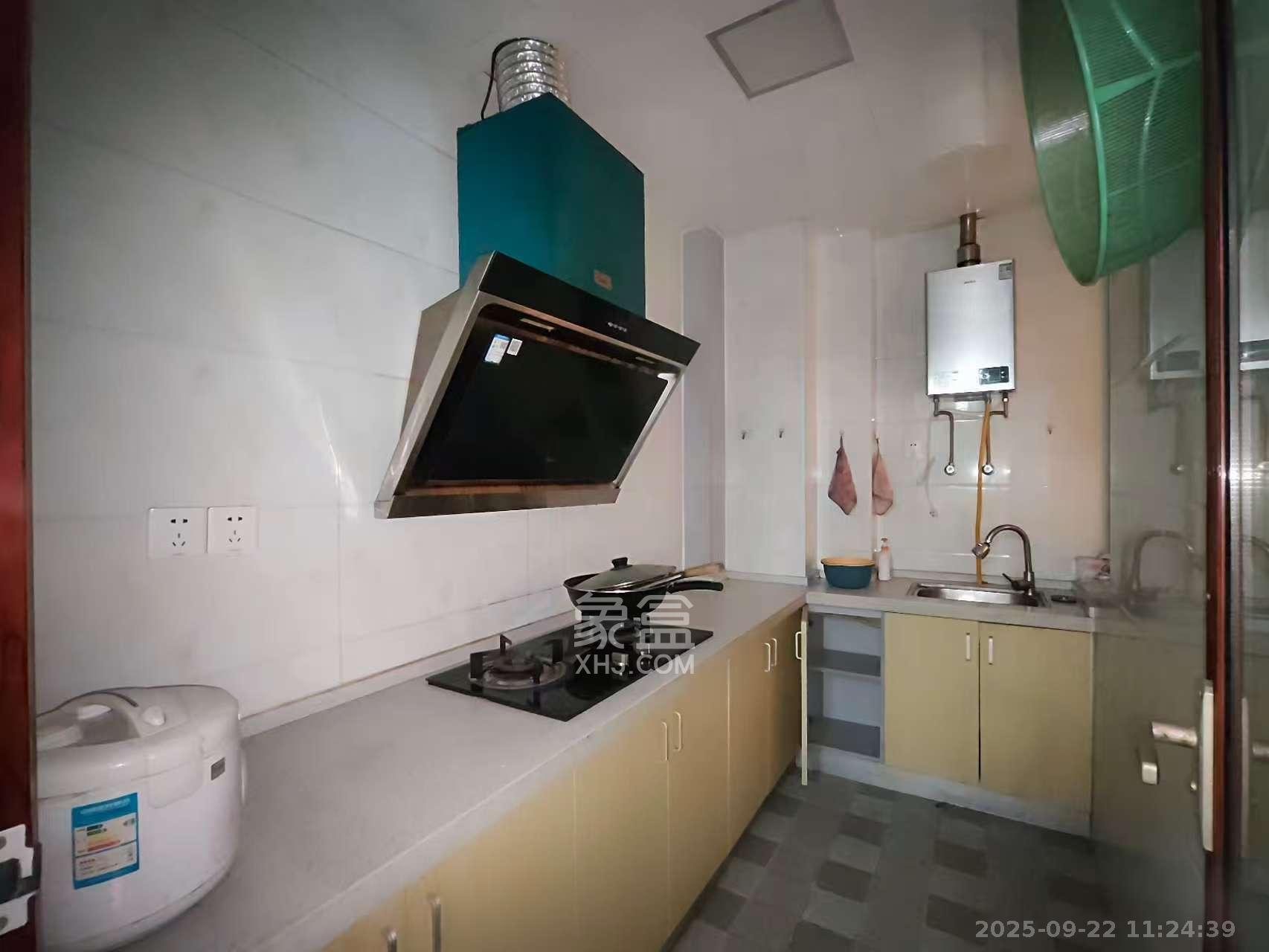 长高圆梦佳苑  2室2厅1卫    1700.0元/月室内图