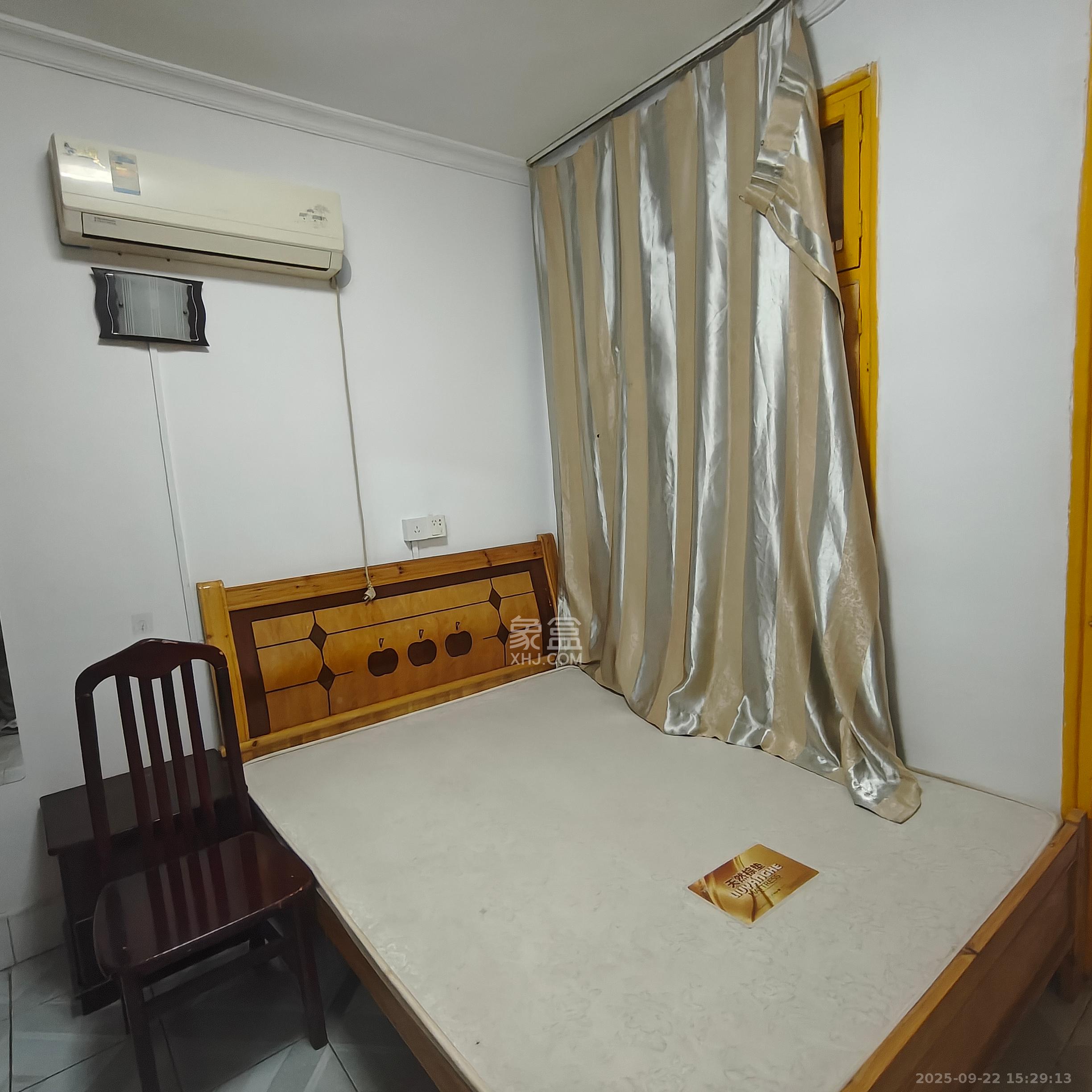 市直属机关宿舍  2室1厅1卫    1500.0元/月室内图