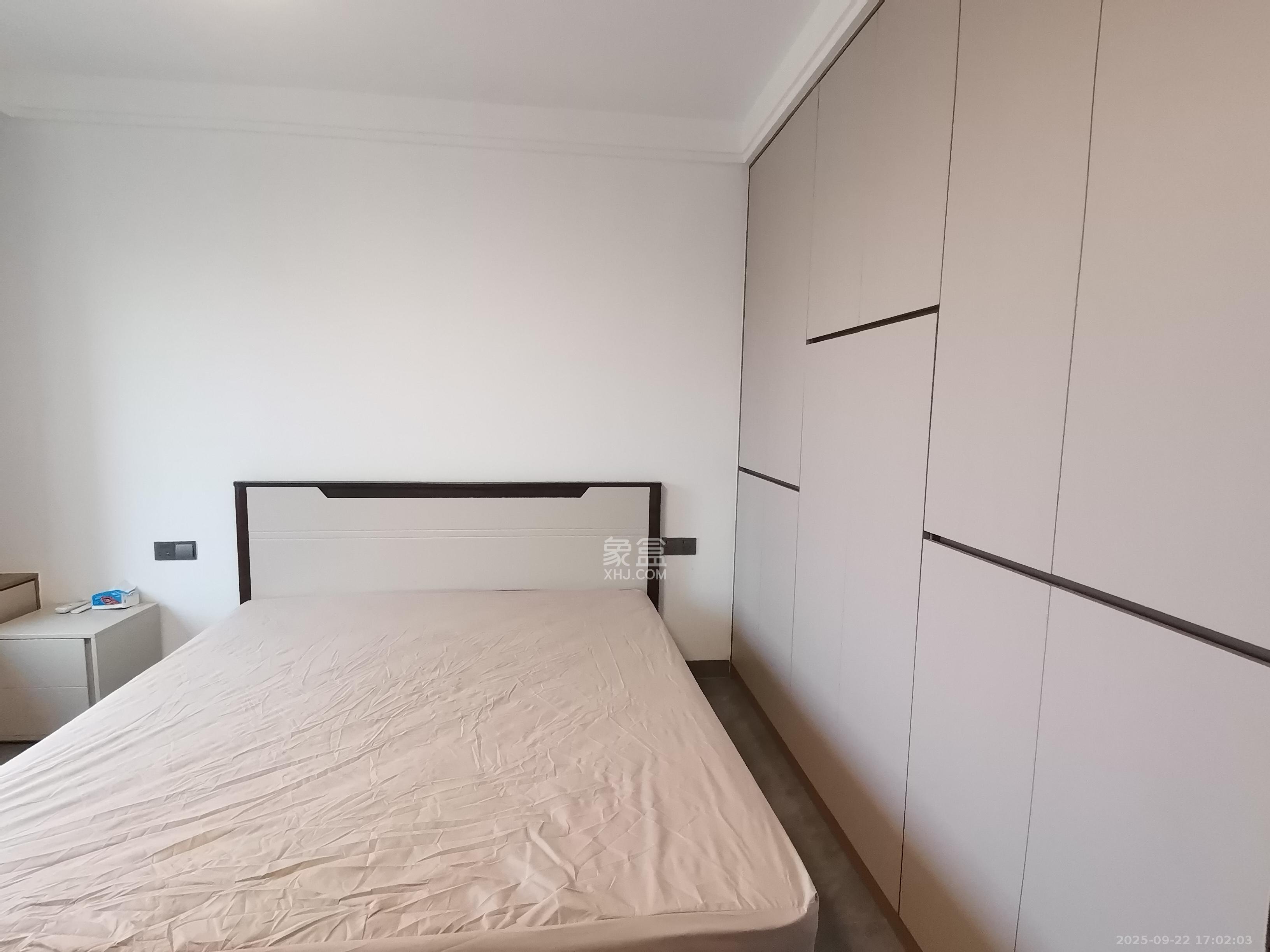 明发阅江悦府 4室2厅2卫 2800.0元/月 明发阅江悦府 4室2厅2卫 2800.0元/月室内图