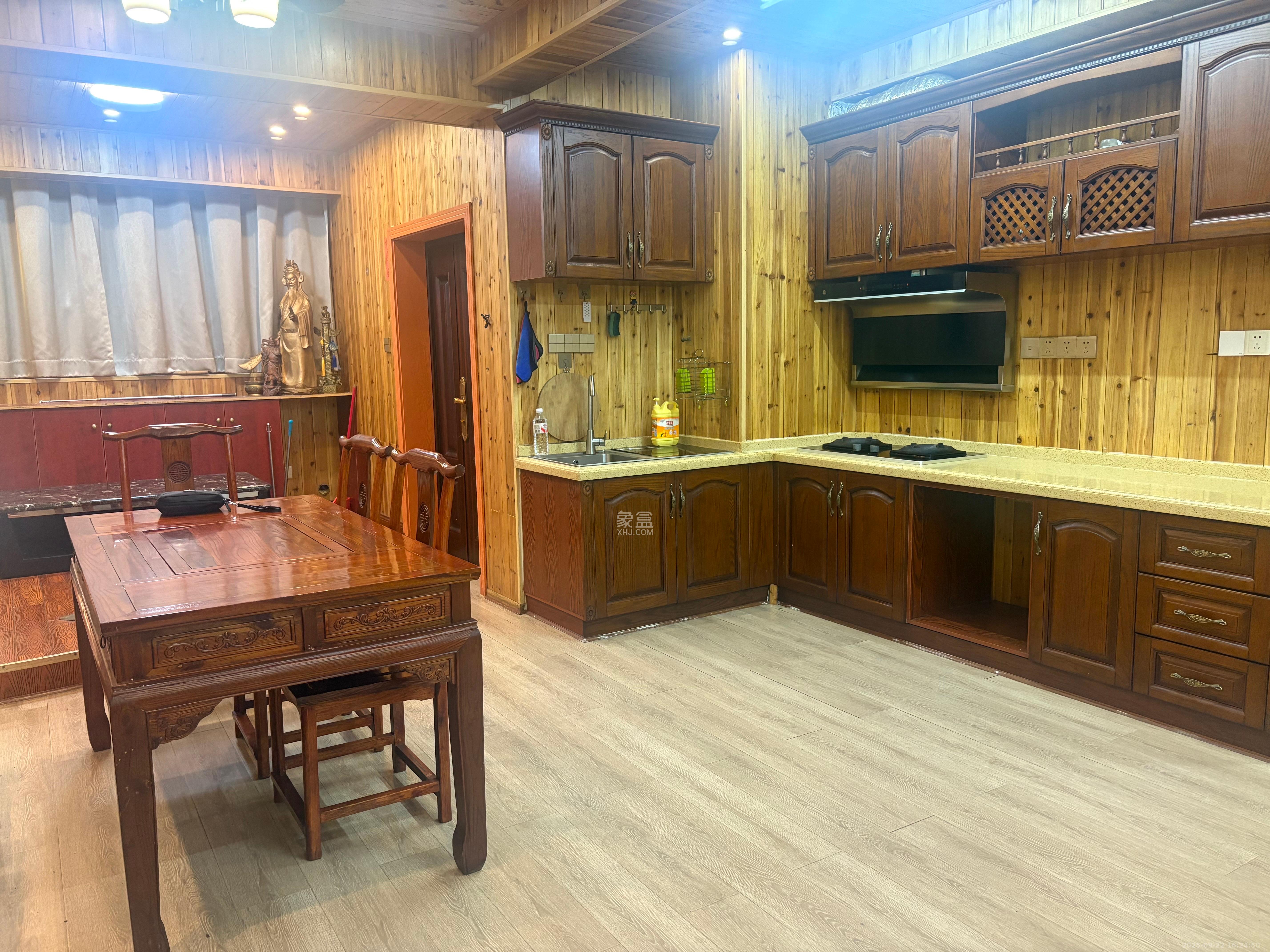 湘江世纪城聚江苑 3室2厅2卫 5600.0元/月 湘江世纪城聚江苑 3室2厅2卫 5600.0元/月室内图