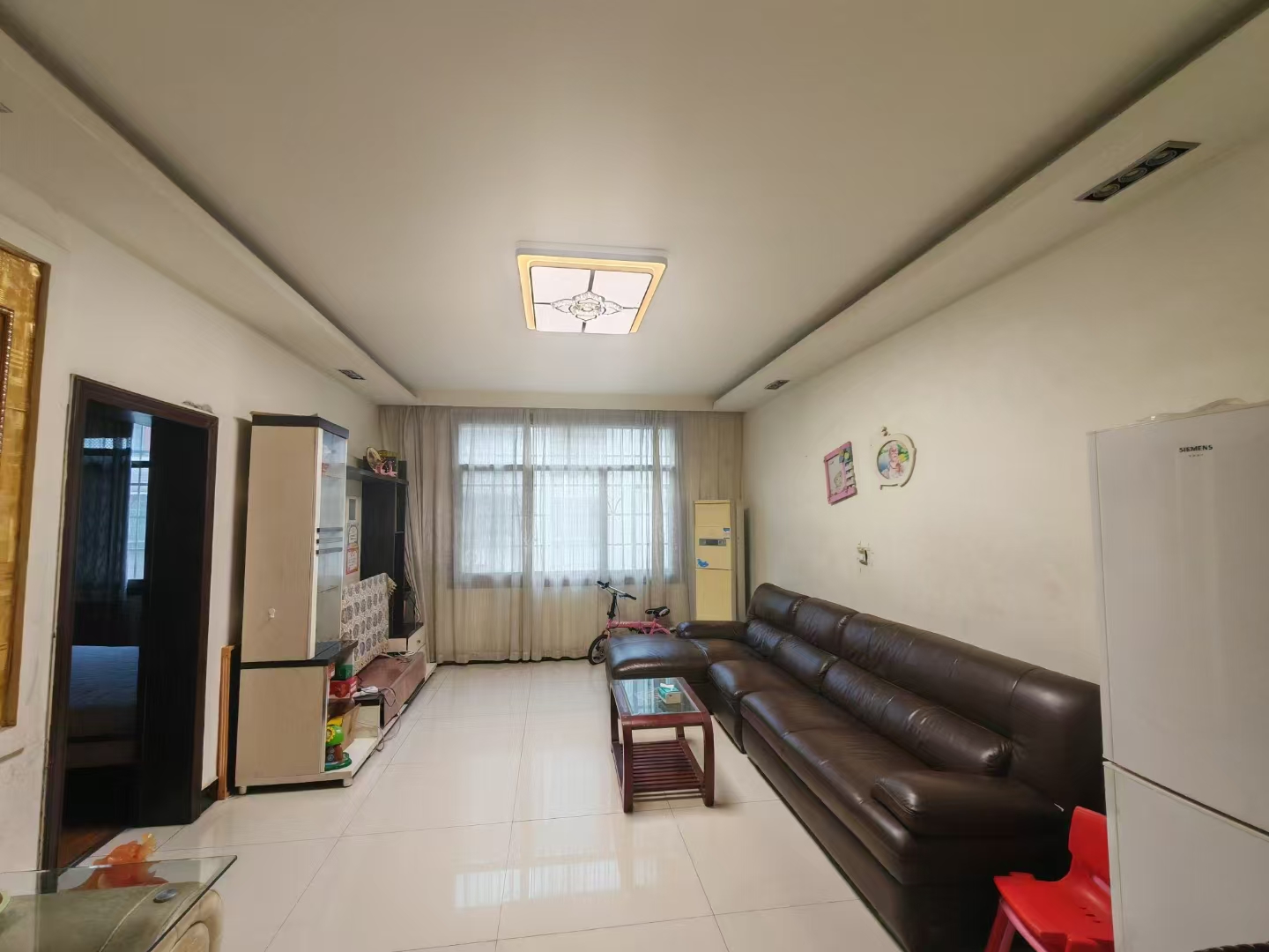 长井小区  1室0厅0卫    32.8万客厅