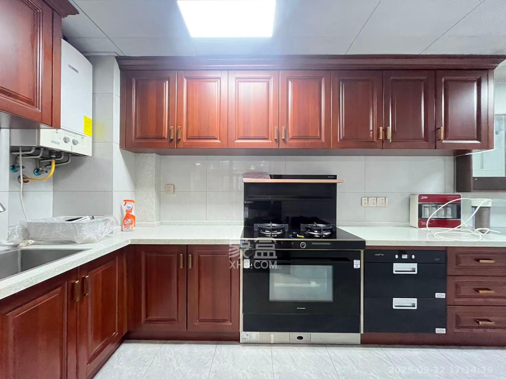 君悦紫园 2室2厅1卫 3200.0元/月 君悦紫园 2室2厅1卫 3200.0元/月室内图