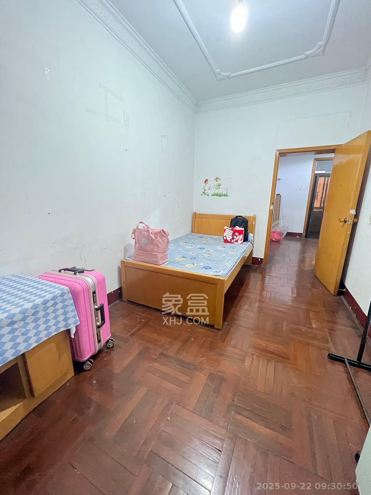 老建行宿舍(黄泥坑附218号) 2室1厅1卫 1400.0元/月 老建行宿舍(黄泥坑附218号) 2室1厅1卫 1400.0元/月室内图