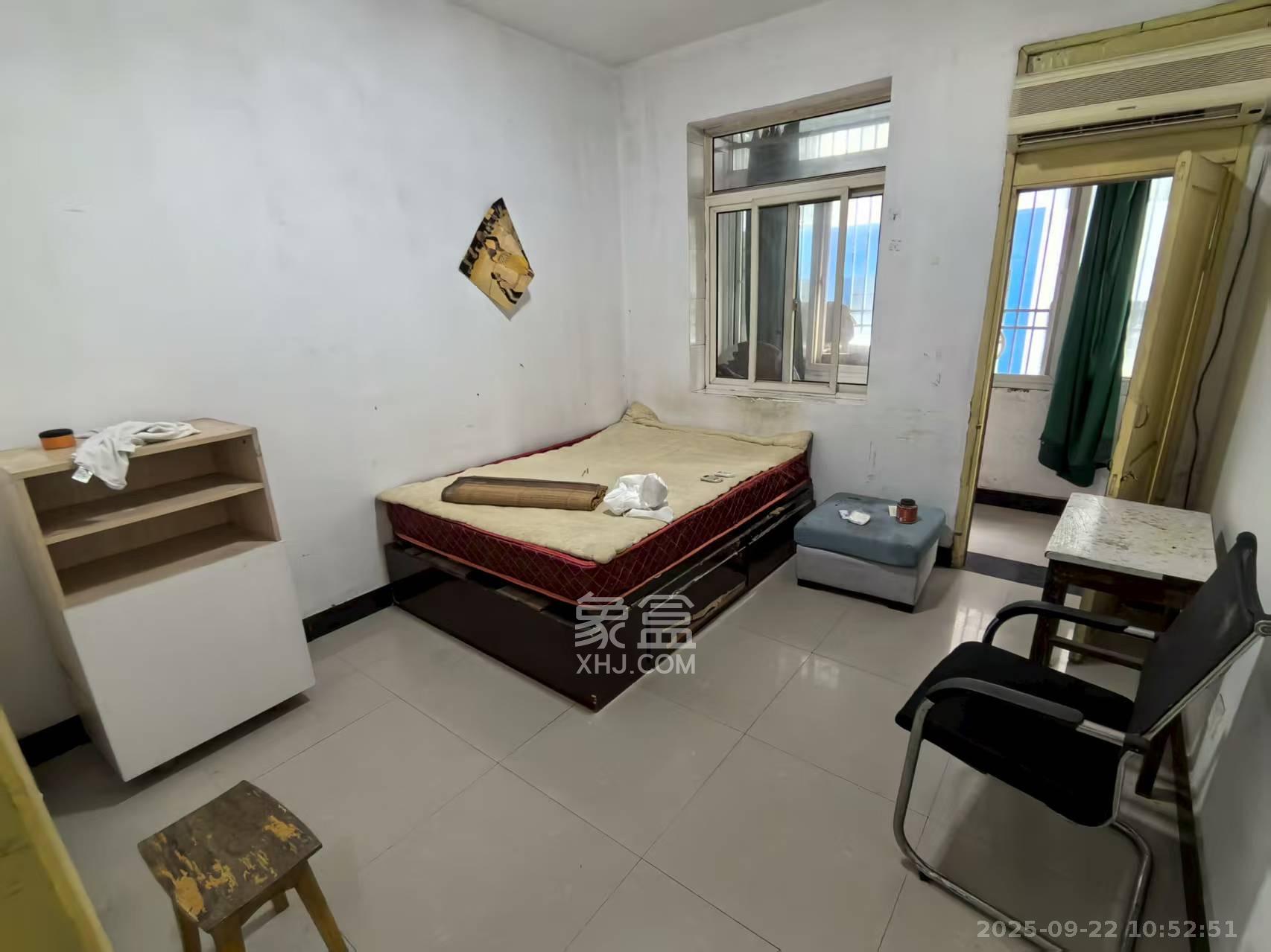 青山祠社区 2室1厅1卫 1300.0元/月 青山祠社区 2室1厅1卫 1300.0元/月室内图