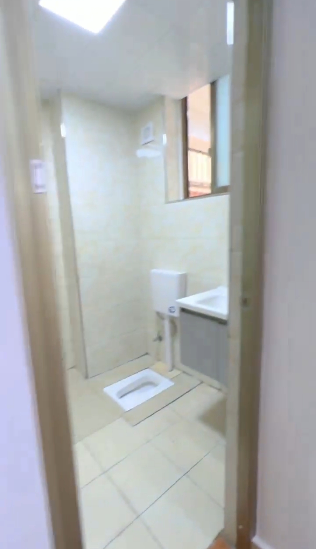 宝泰温泉花园 3室2厅1卫 128.0万 宝泰温泉花园 3室2厅1卫 128.0万客厅