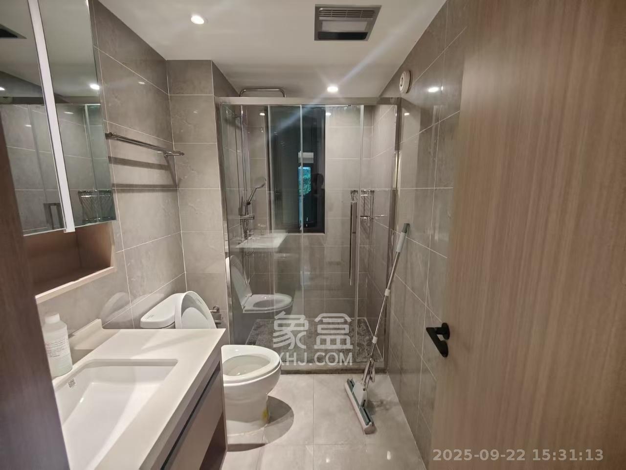 东原麓印长江A区  3室2厅2卫    3200.0元/月室内图