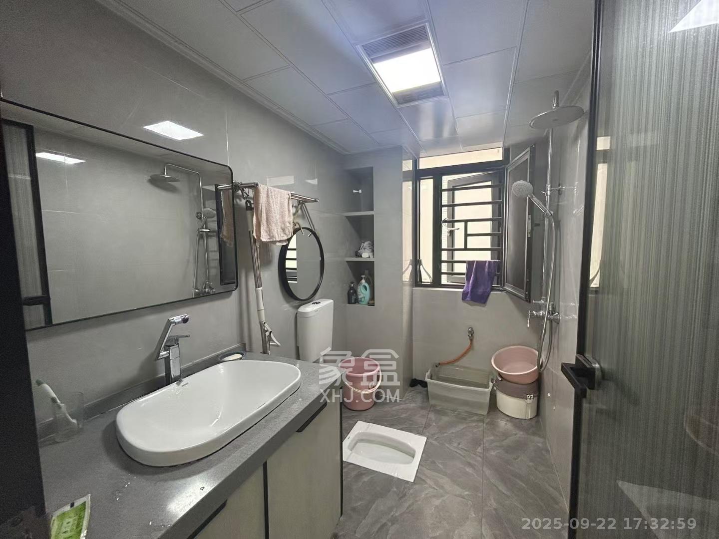 锦璨家园  3室2厅2卫    2800.0元/月 锦璨家园  3室2厅2卫    2800.0元/月室内图