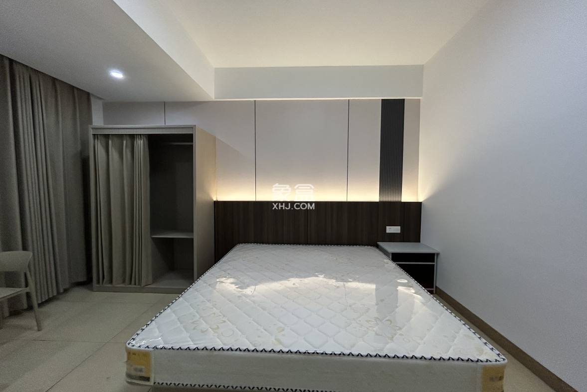 临轩阁公寓(龙湖) 1室0厅1卫 1200.0元/月 临轩阁公寓(龙湖) 1室0厅1卫 1200.0元/月室内图