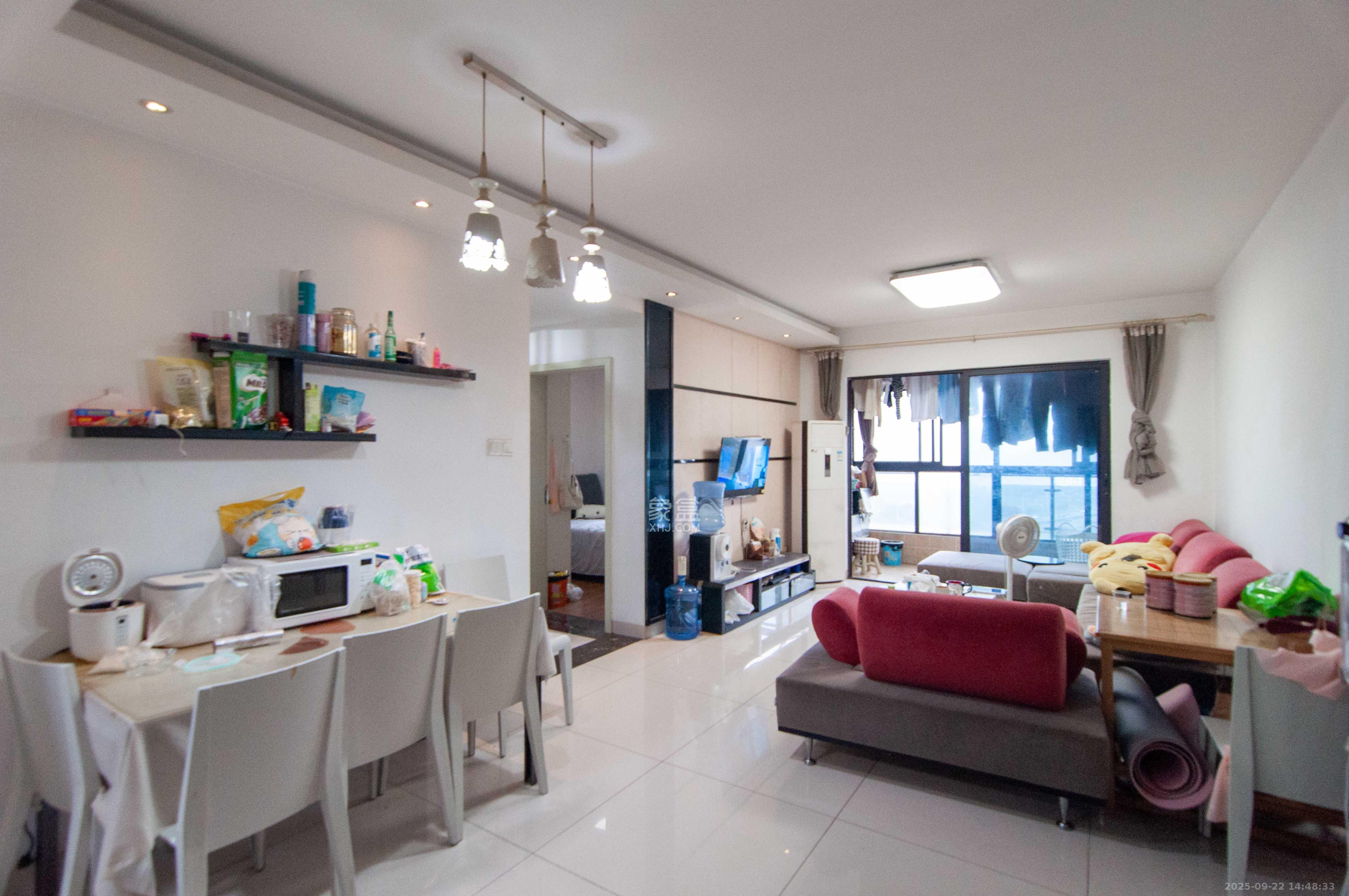 达美D6区  3室2厅2卫    87.0万 达美D6区  3室2厅2卫    87.0万客厅