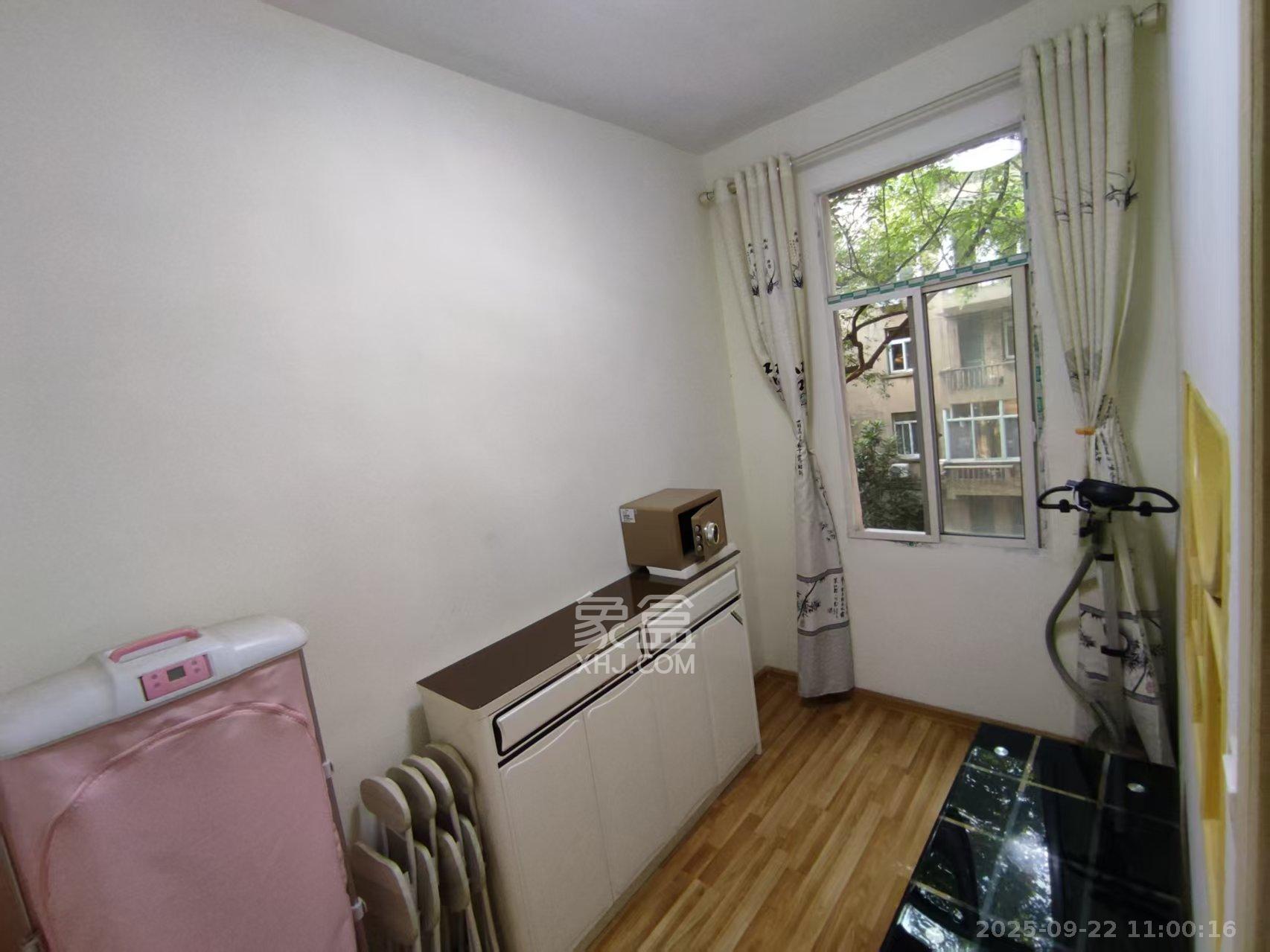 长沙理工大学教职工宿舍金盆岭住宅区（芙蓉路）  3室2厅1卫    2200.0元/月室内图