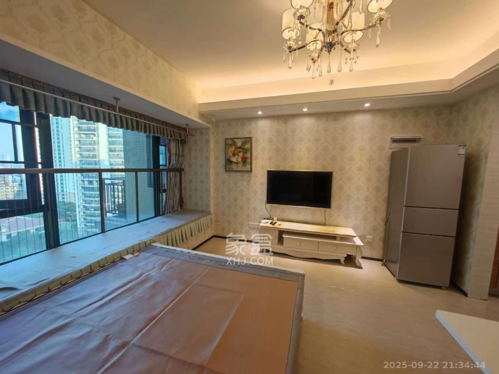 恒大翡翠华庭 1室1厅1卫 1300.0元/月 恒大翡翠华庭 1室1厅1卫 1300.0元/月室内图