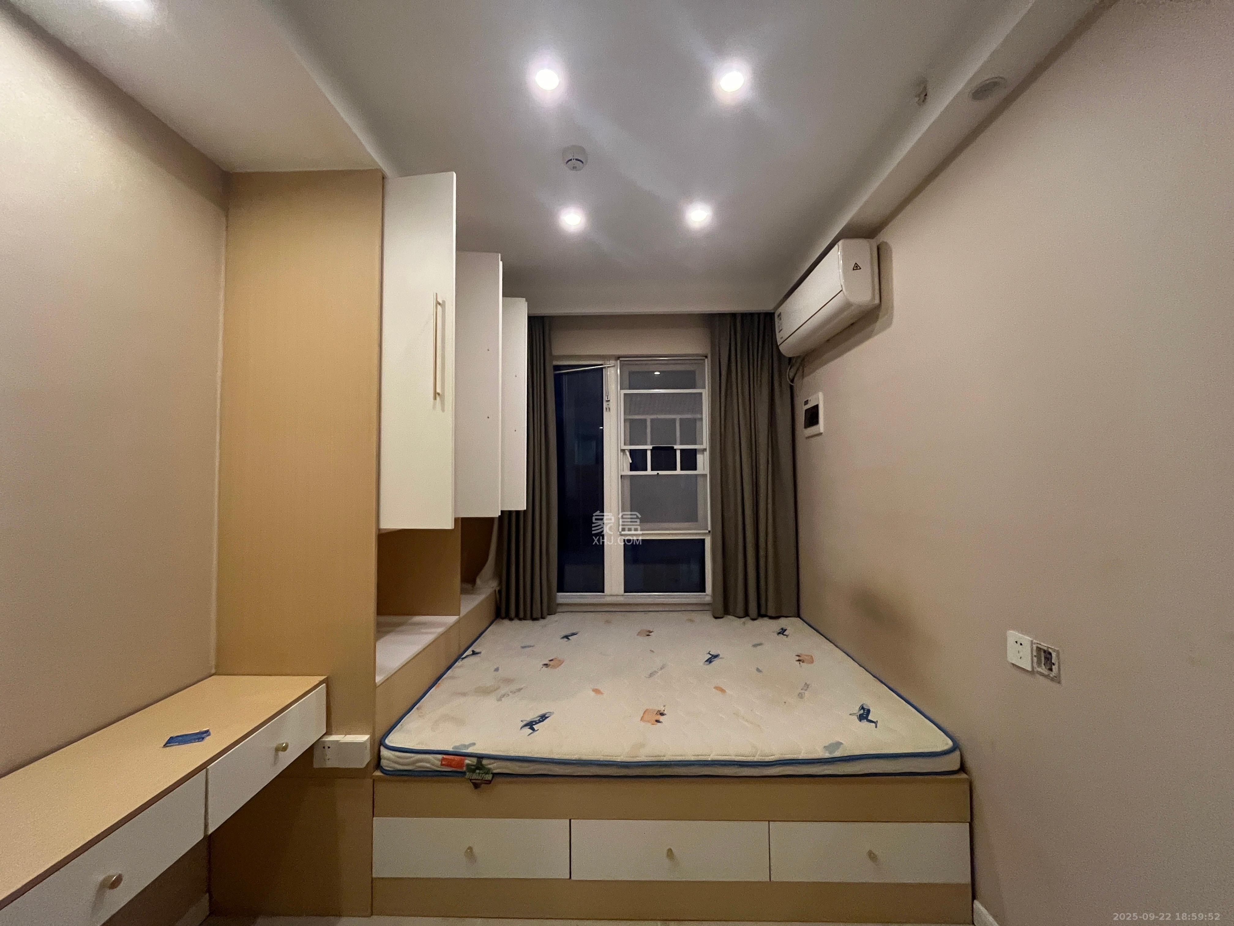 保利香槟国际 1室0厅0卫 1200.0元/月 保利香槟国际 1室0厅0卫 1200.0元/月室内图