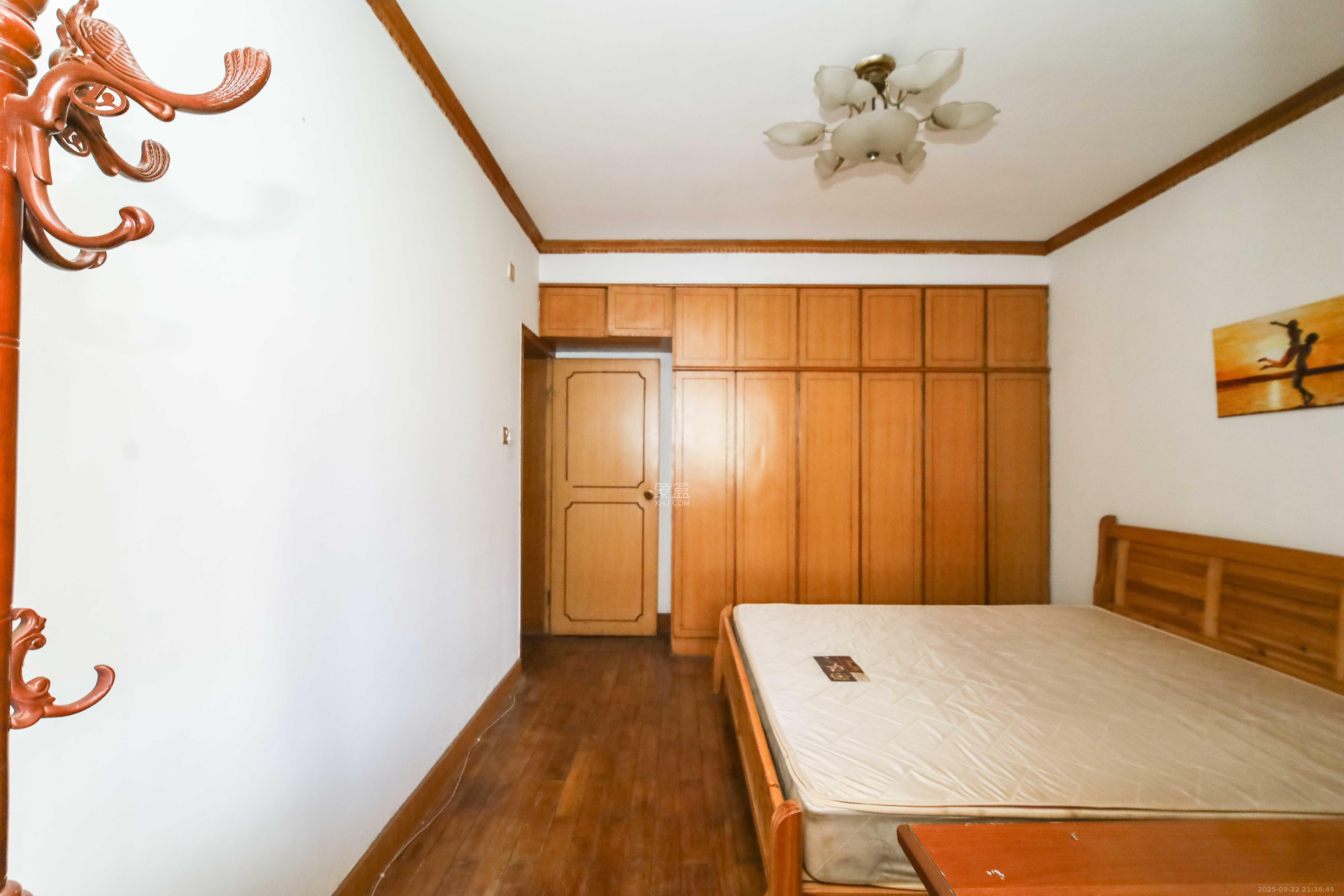 安泰新村 2室1厅1卫 38.0万 安泰新村 2室1厅1卫 38.0万卧室