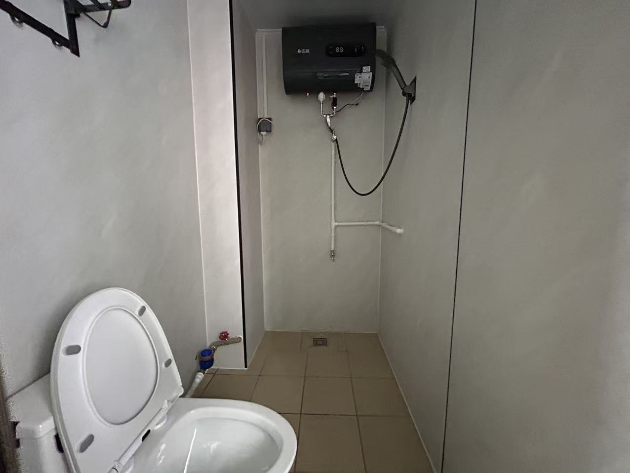 临轩阁公寓(龙湖)  1室0厅1卫    1280.0元/月 临轩阁公寓(龙湖)  1室0厅1卫    1280.0元/月室内图