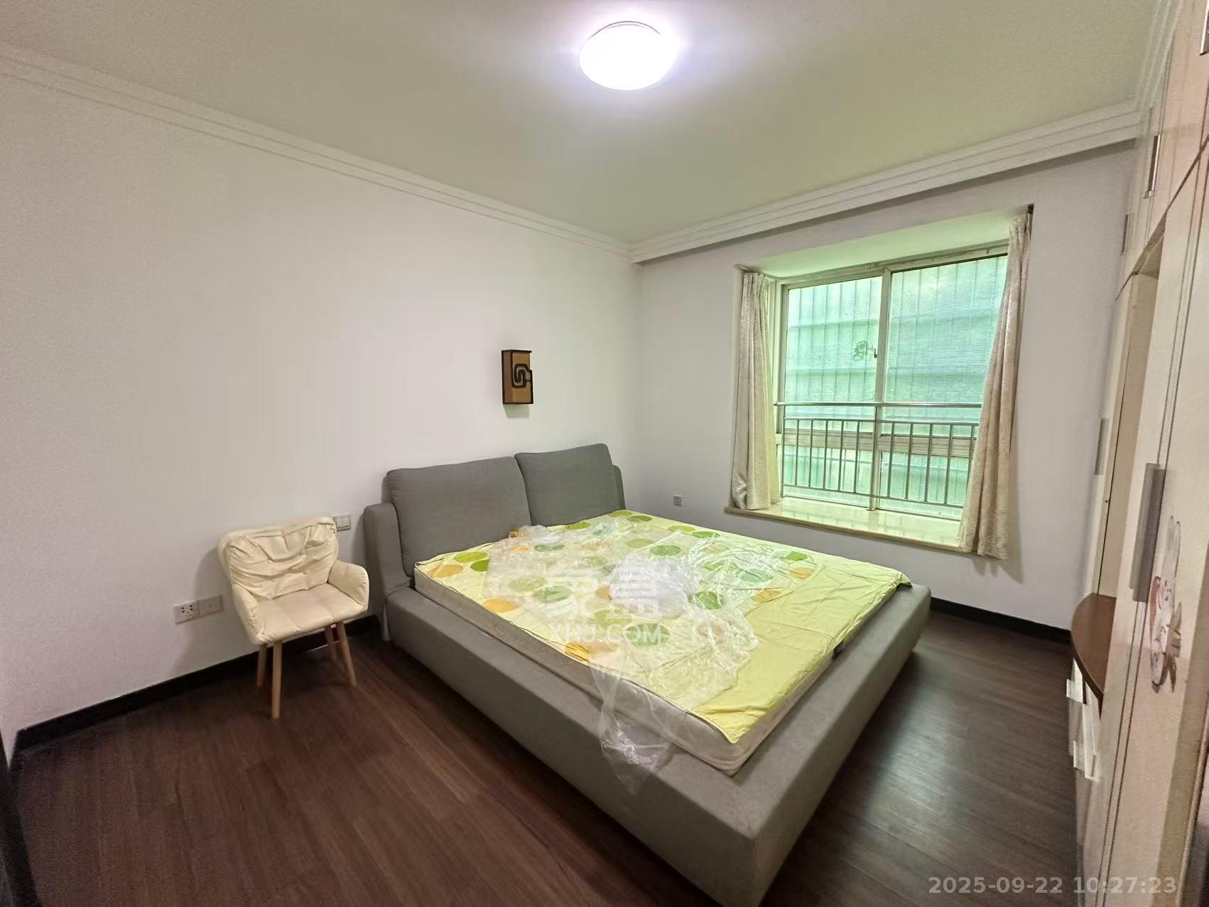 咸嘉新村嘉旺苑  3室2厅2卫    2000.0元/月室内图