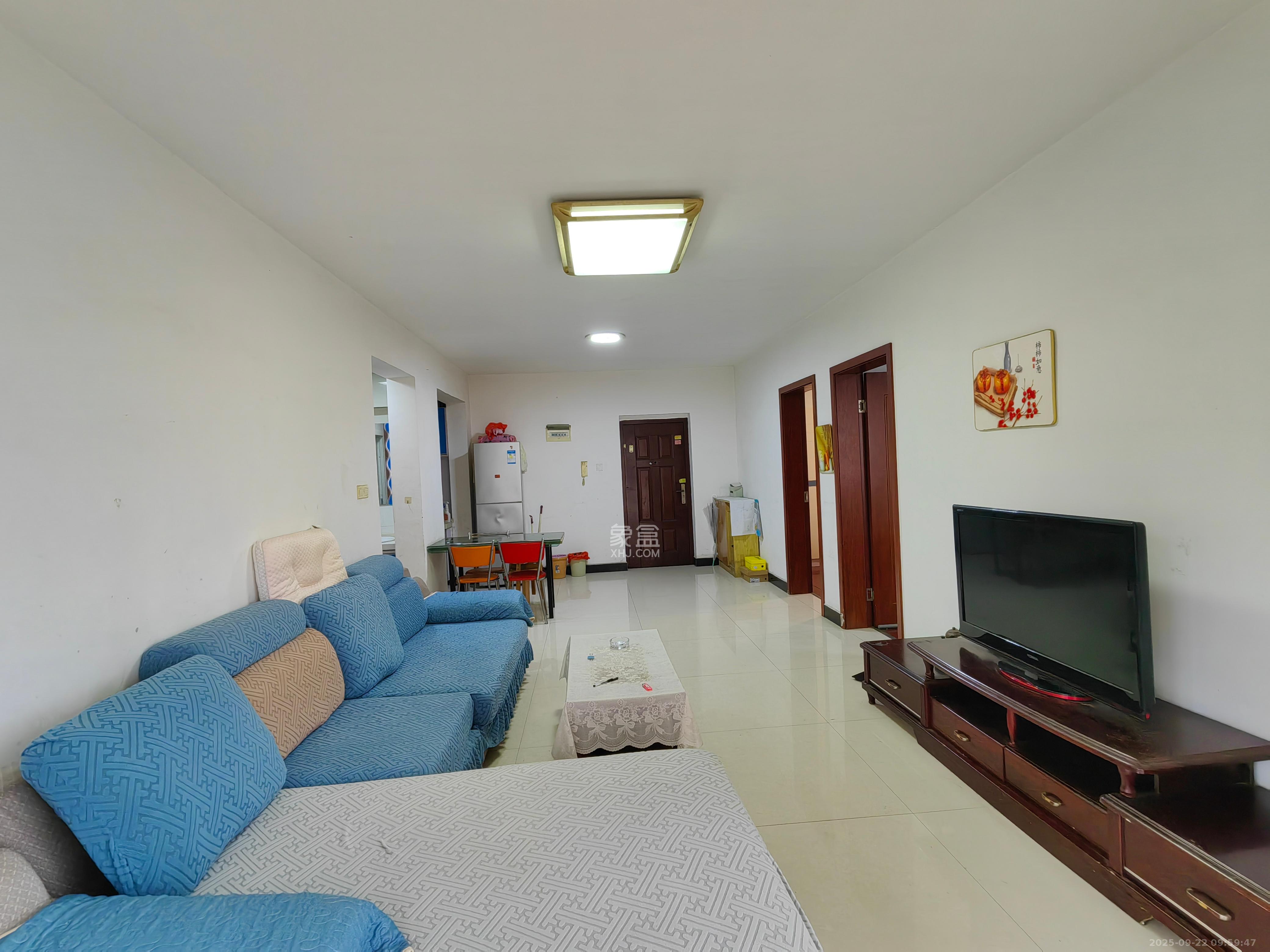 麓谷锦和园 3室2厅2卫 2100.0元/月 麓谷锦和园 3室2厅2卫 2100.0元/月室内图