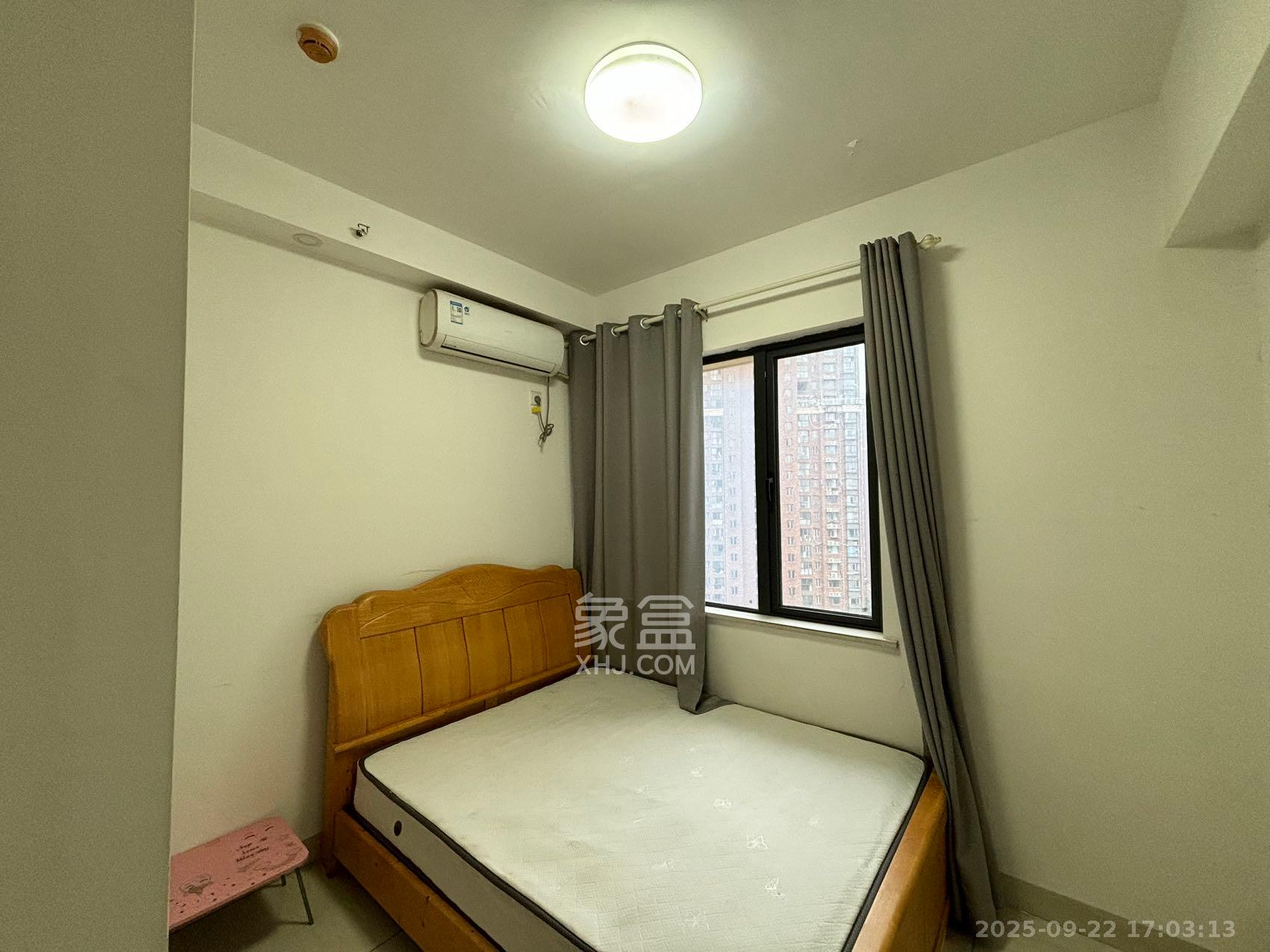 半山公馆（半山国际中心）  2室2厅1卫   2600.00元/月室内图