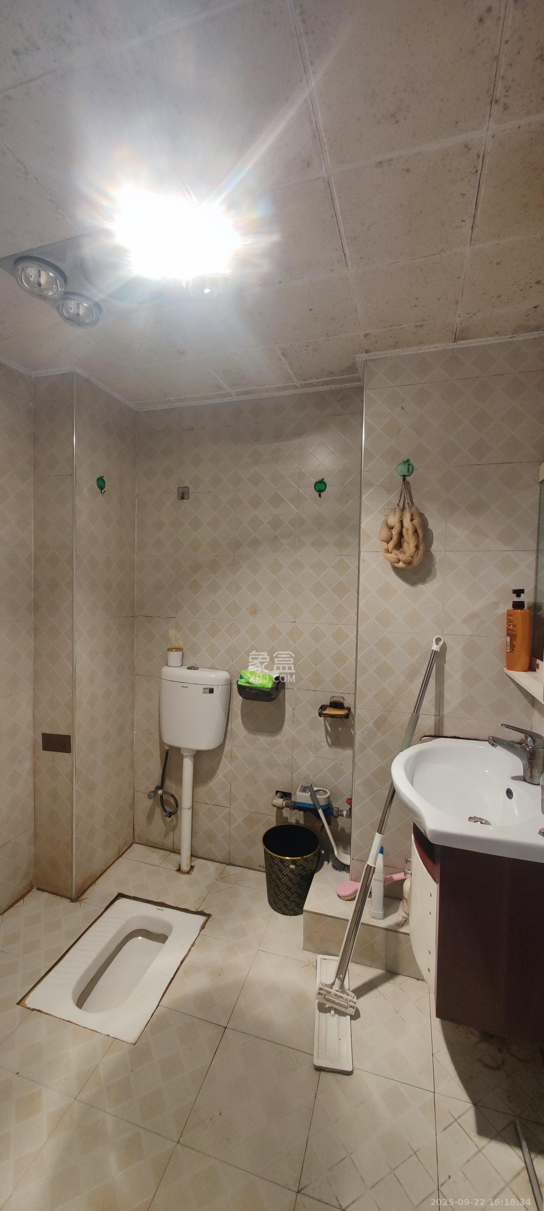 光明城市(星辰青年城) 1室1厅1卫 900.0元/月 光明城市(星辰青年城) 1室1厅1卫 900.0元/月室内图