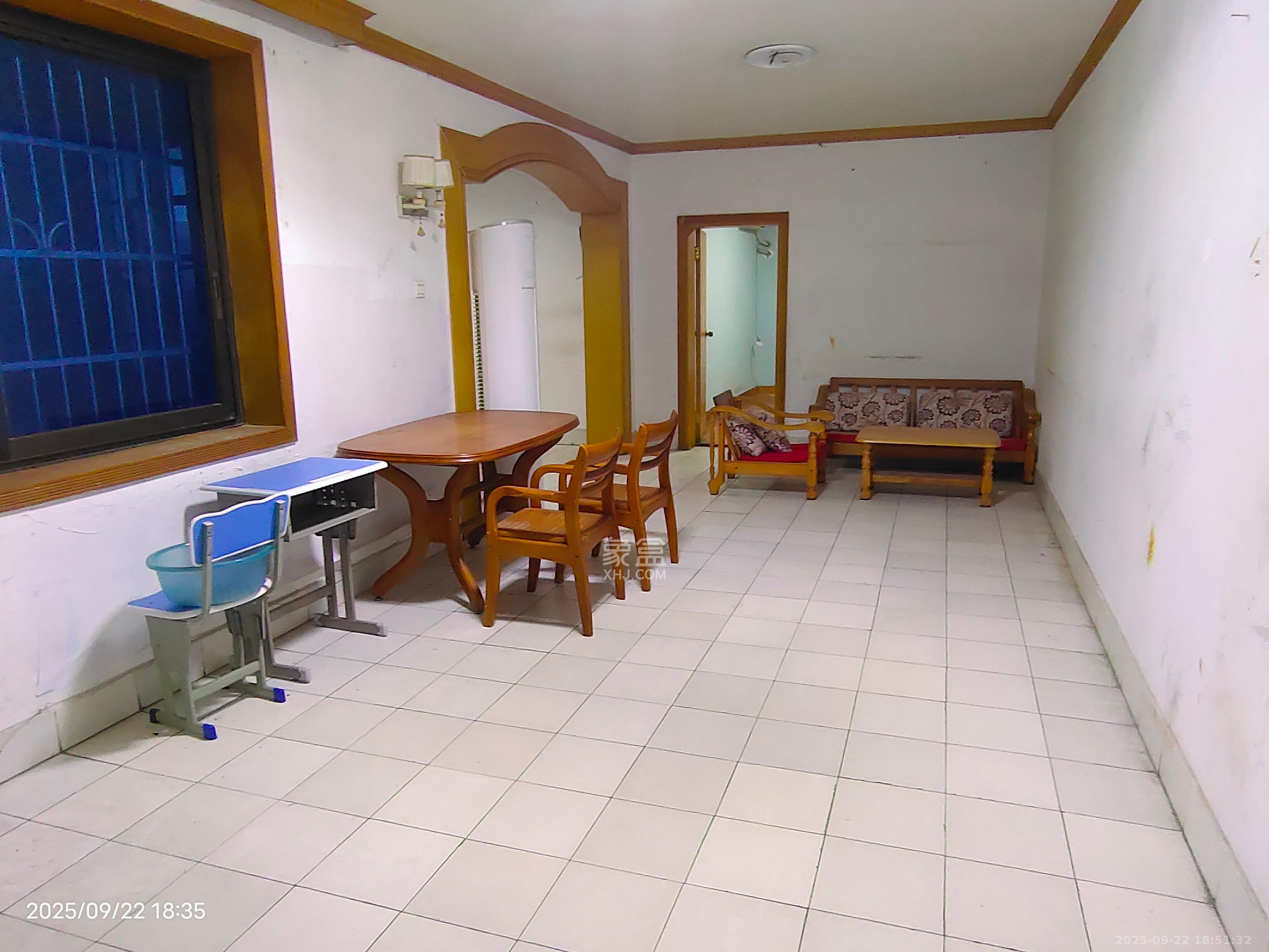 紫薇公寓 3室2厅1卫 1800.0元/月 紫薇公寓 3室2厅1卫 1800.0元/月室内图