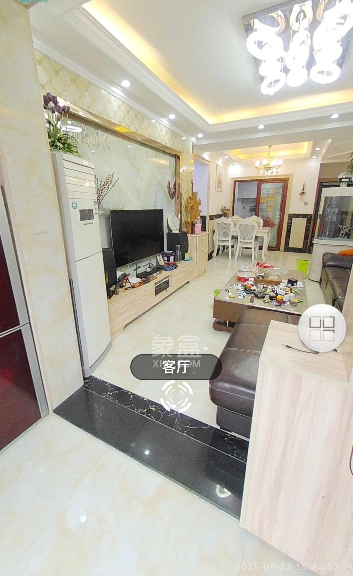 新城国际花都 4室2厅2卫 2600.0元/月 新城国际花都 4室2厅2卫 2600.0元/月室内图