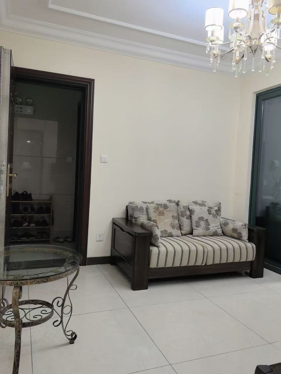 恒大绿洲 1室1厅1卫 1300.0元/月 恒大绿洲 1室1厅1卫 1300.0元/月室内图