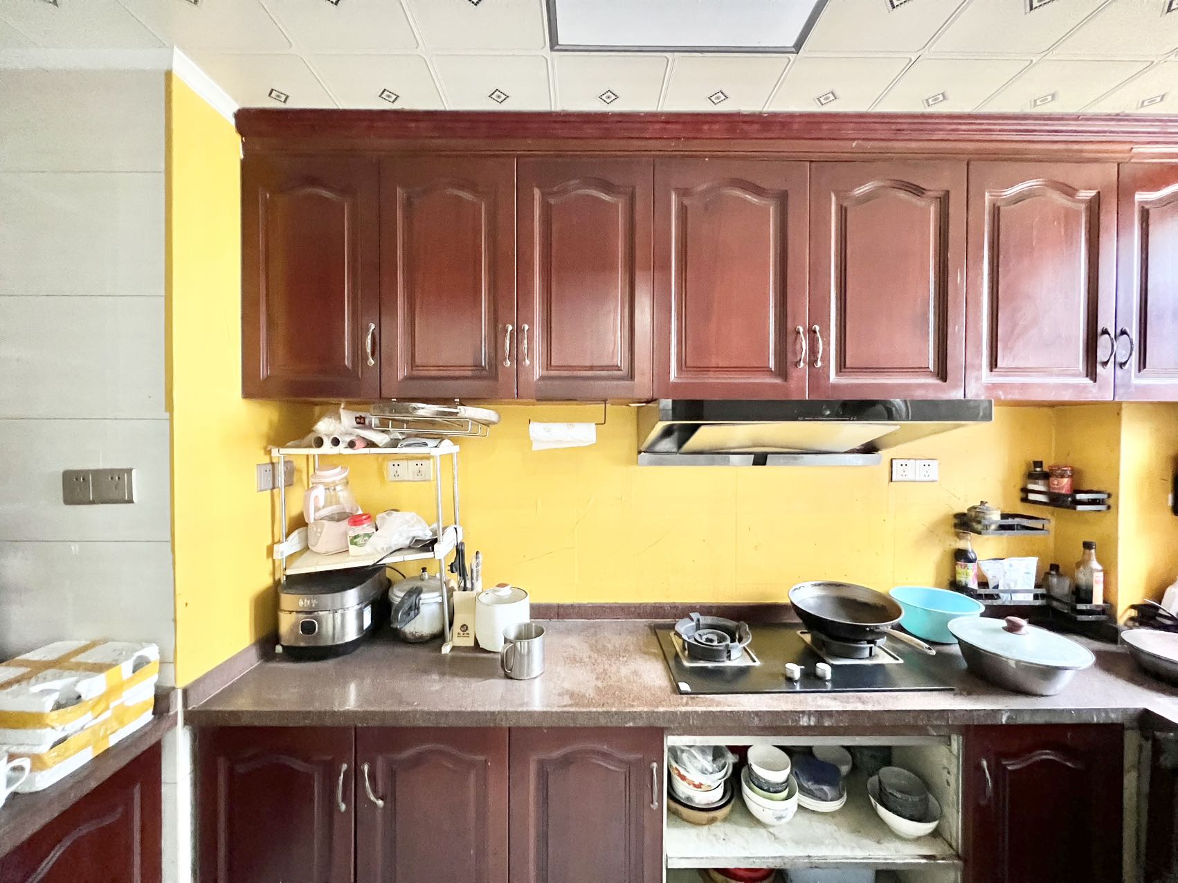 海鑫城一期 2室2厅2卫 2300.0元/月 海鑫城一期 2室2厅2卫 2300.0元/月室内图