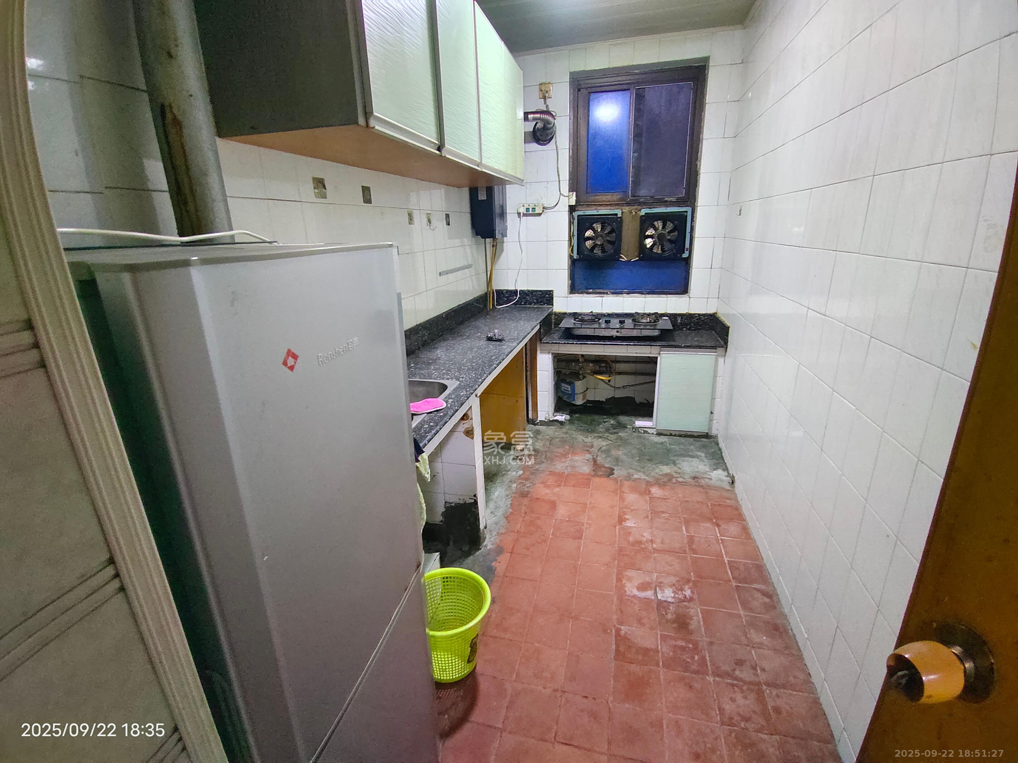 紫薇公寓 3室2厅1卫 1800.0元/月 紫薇公寓 3室2厅1卫 1800.0元/月室内图