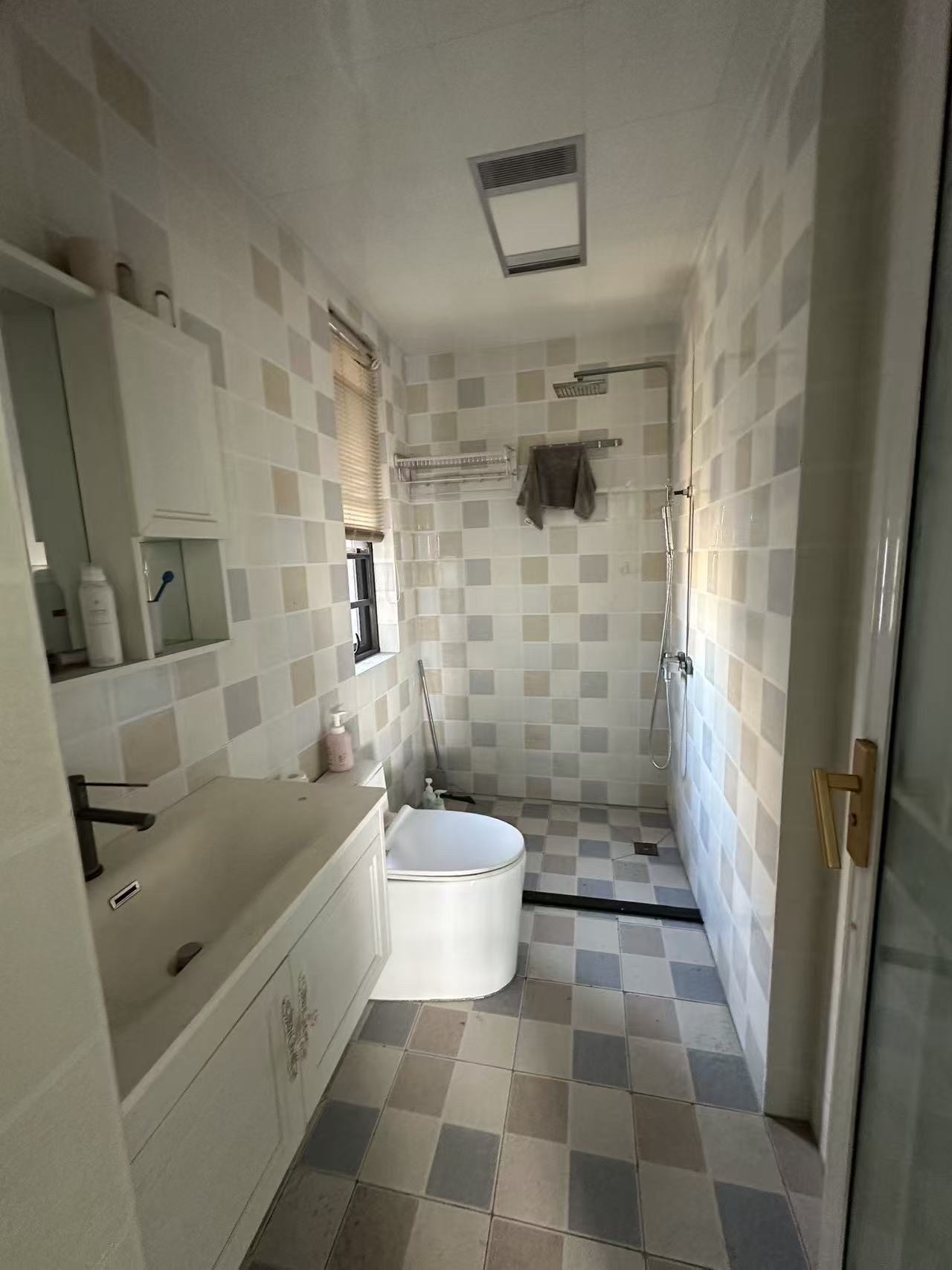 颐养公社阳光城 2室2厅1卫 2000.0元/月 颐养公社阳光城 2室2厅1卫 2000.0元/月室内图