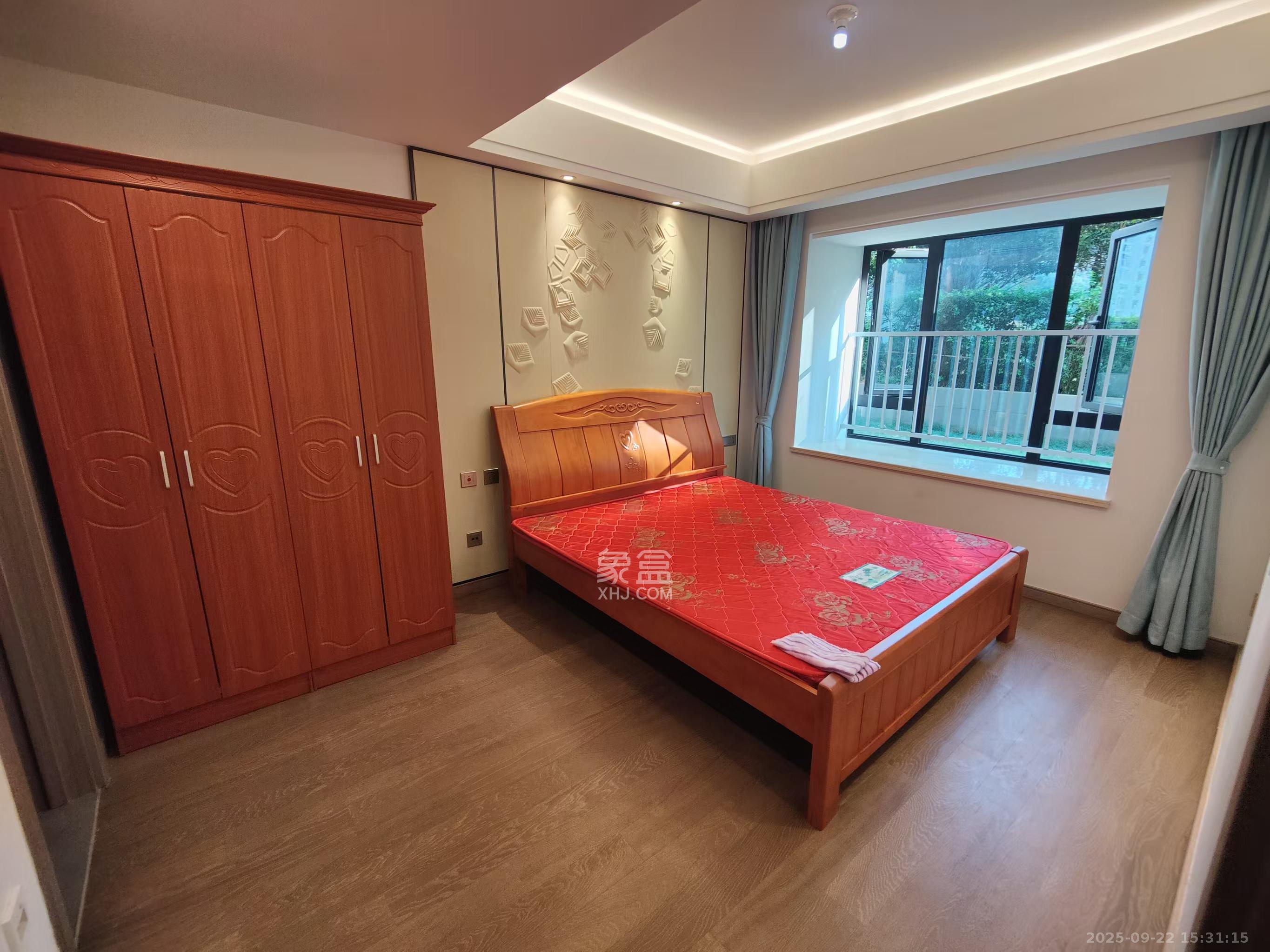 东原麓印长江A区  3室2厅2卫    3200.0元/月室内图