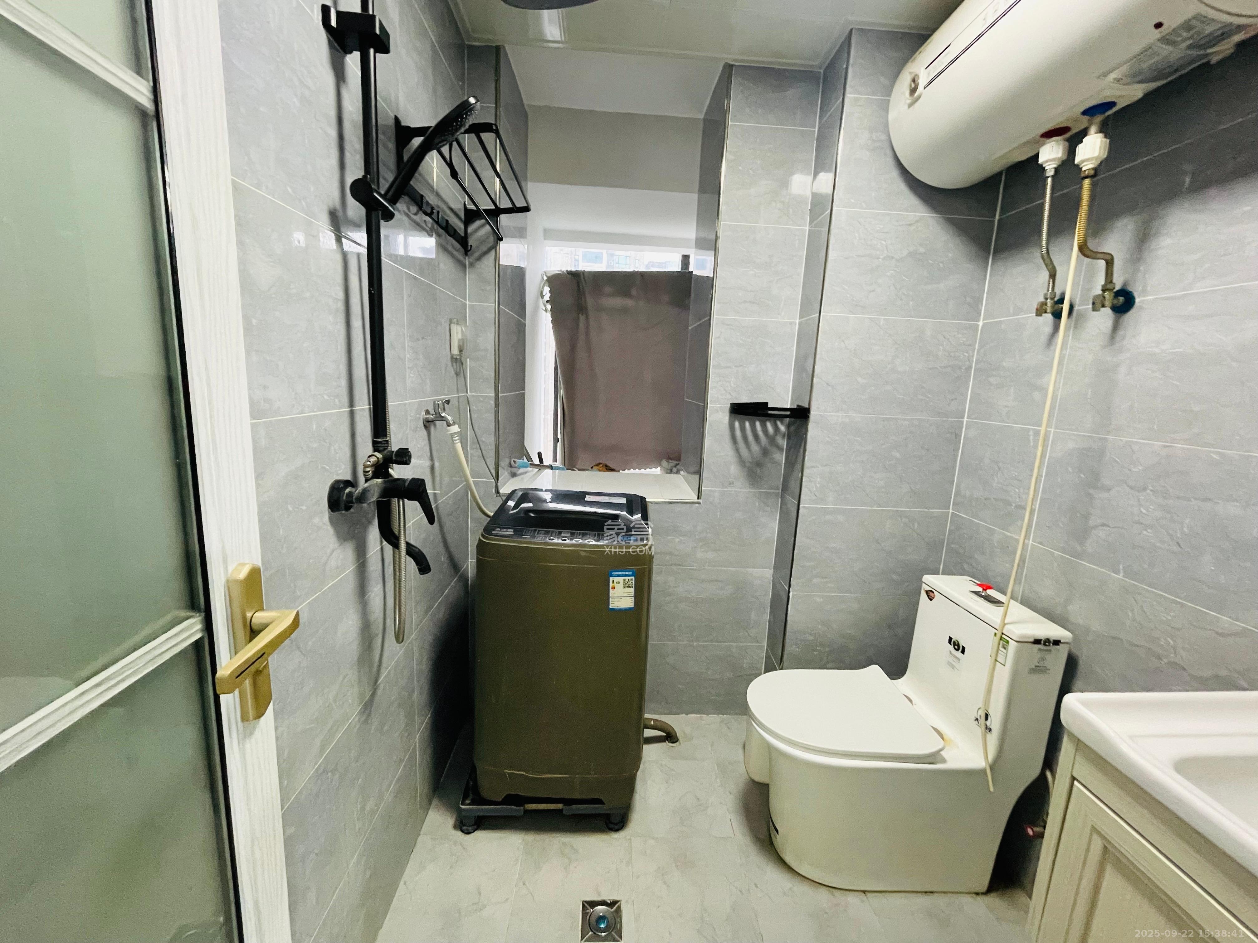 裕天国际商汇中心 1室0厅0卫 1800.0元/月 裕天国际商汇中心 1室0厅0卫 1800.0元/月室内图