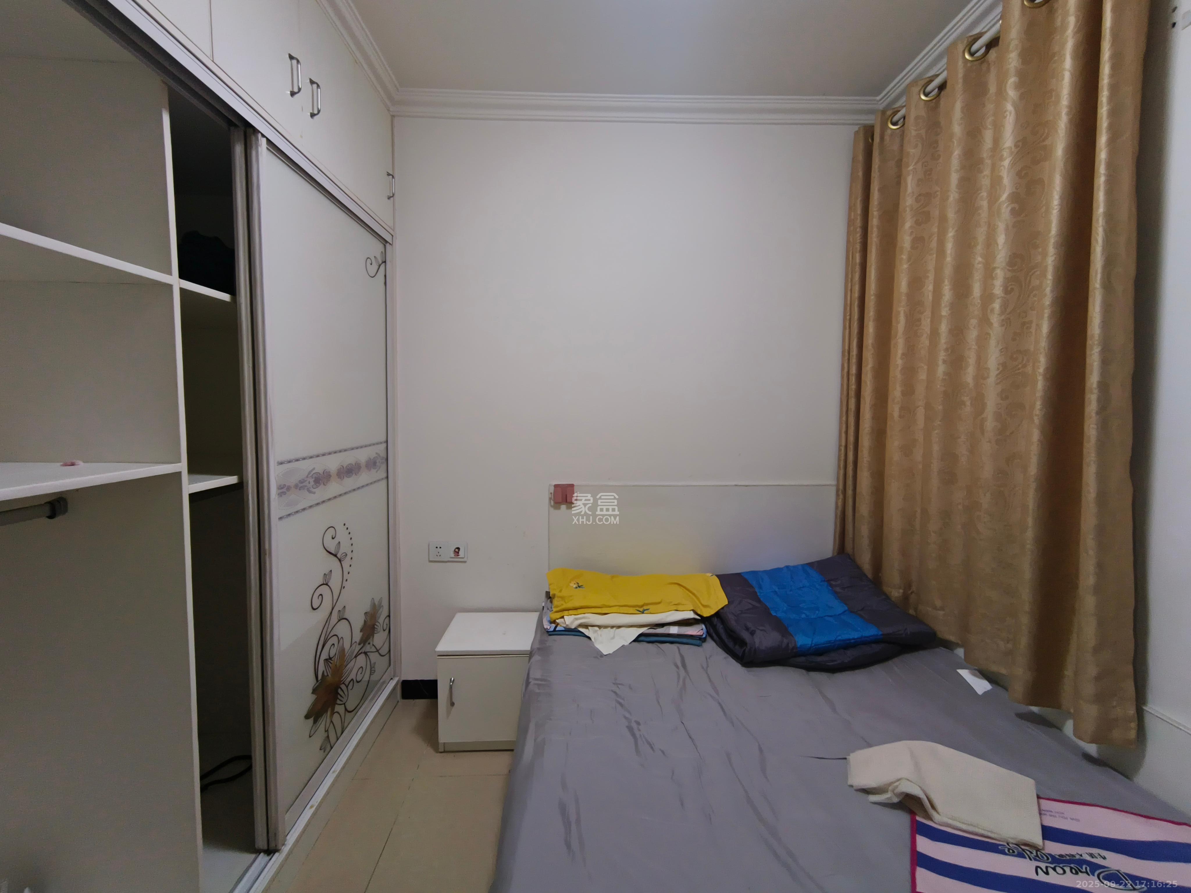 叠彩兰亭  3室2厅1卫    2200.0元/月室内图